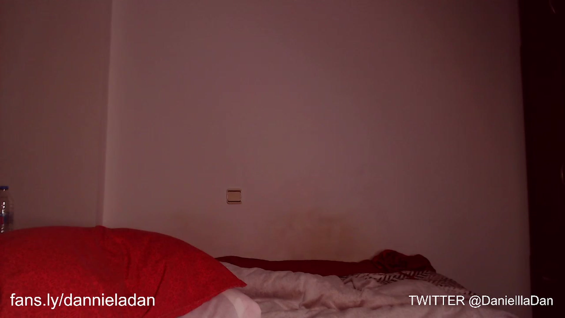 Gallery image thumbnail from Danielladan's myfreecams stream on, 09/16/2023, 17:50 image 9 of 20