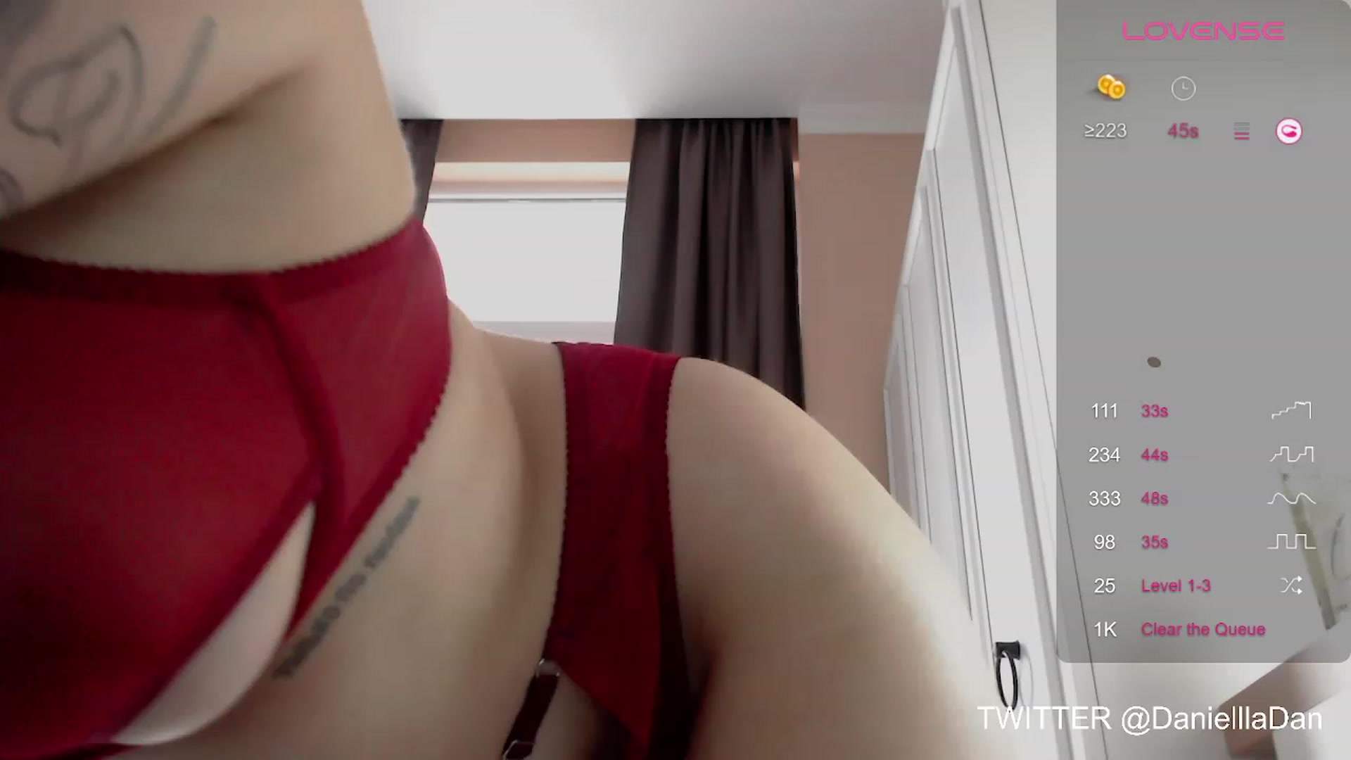 Gallery image thumbnail from Danielladan's myfreecams stream on, 12/06/2023, 11:21 image 11 of 20