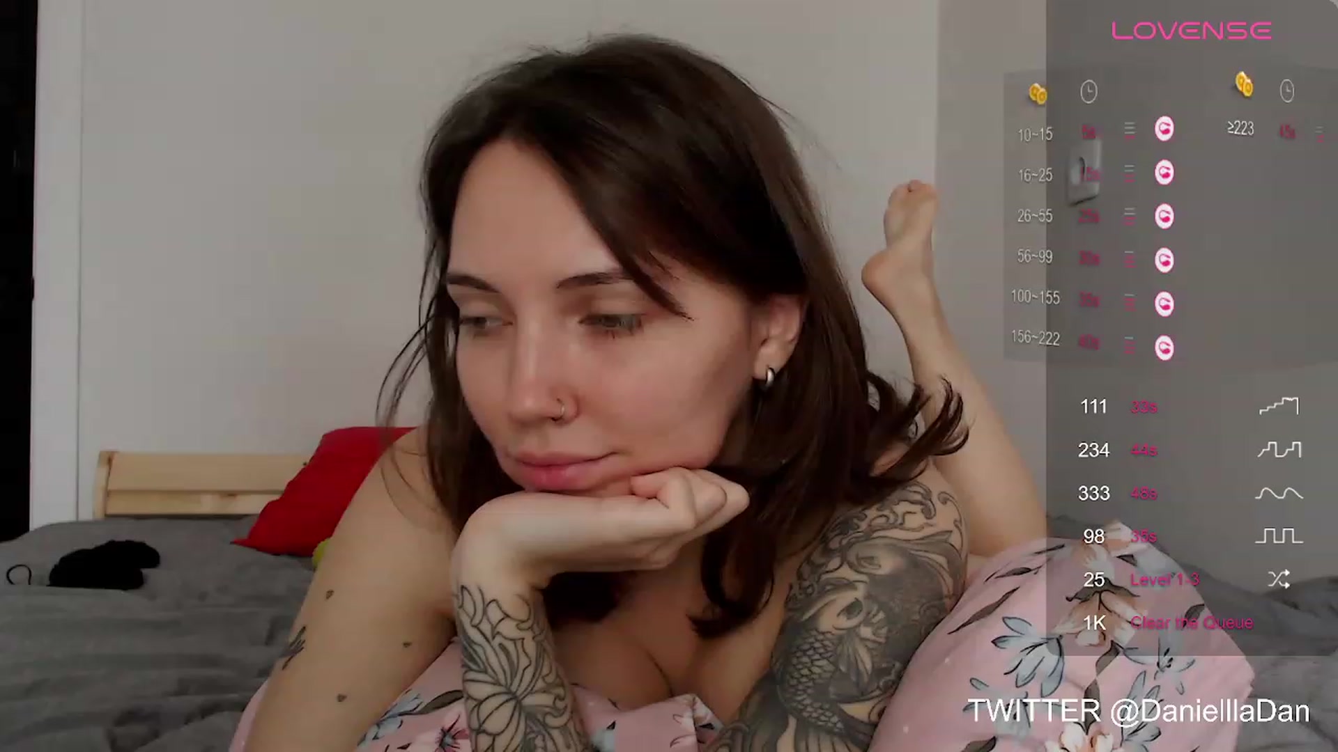 Gallery image thumbnail from Danielladan's myfreecams stream on, 12/12/2023, 11:48 image 3 of 20