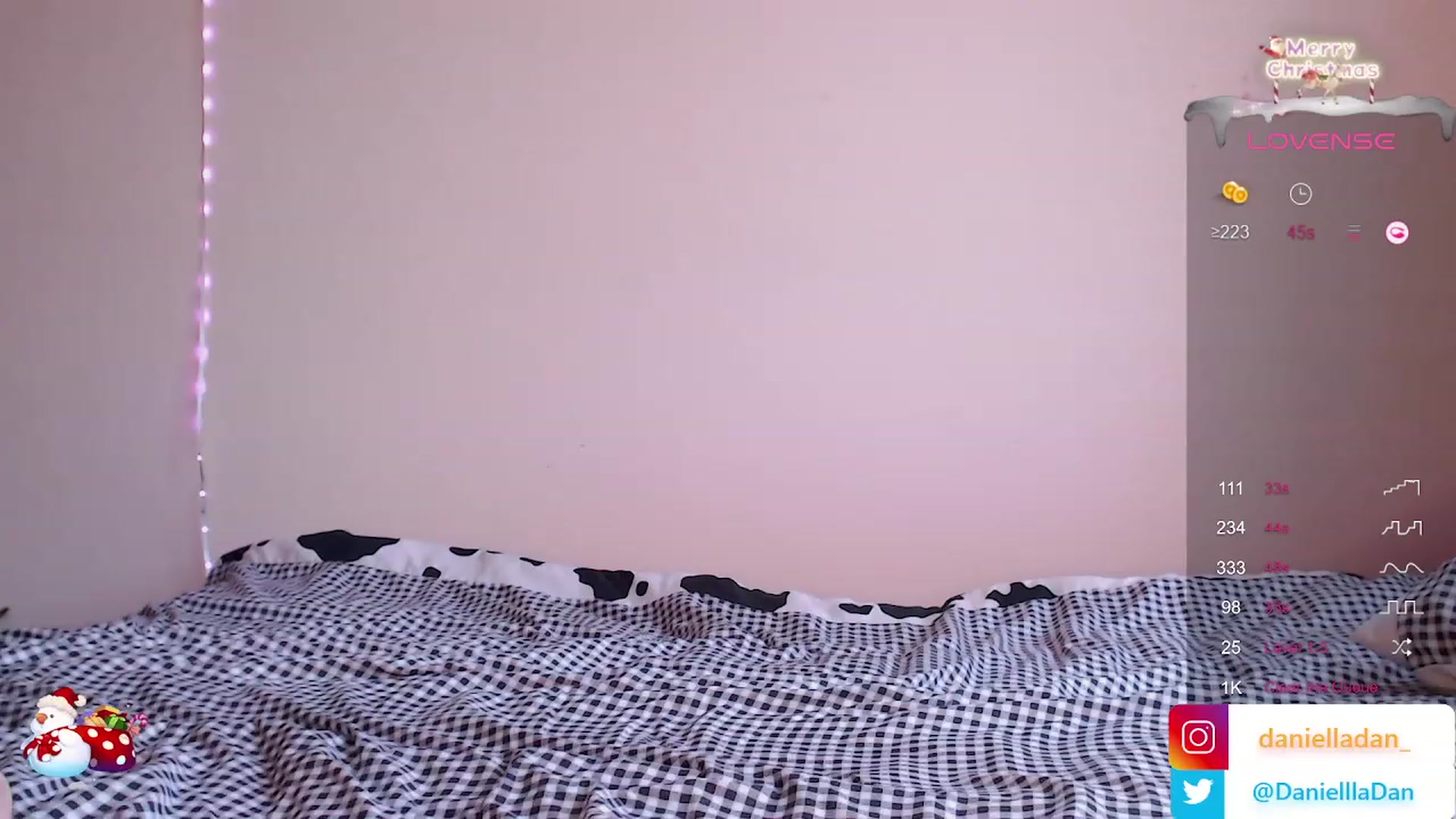Gallery image thumbnail from Danielladan's myfreecams stream on, 12/24/2023, 10:00 image 8 of 20