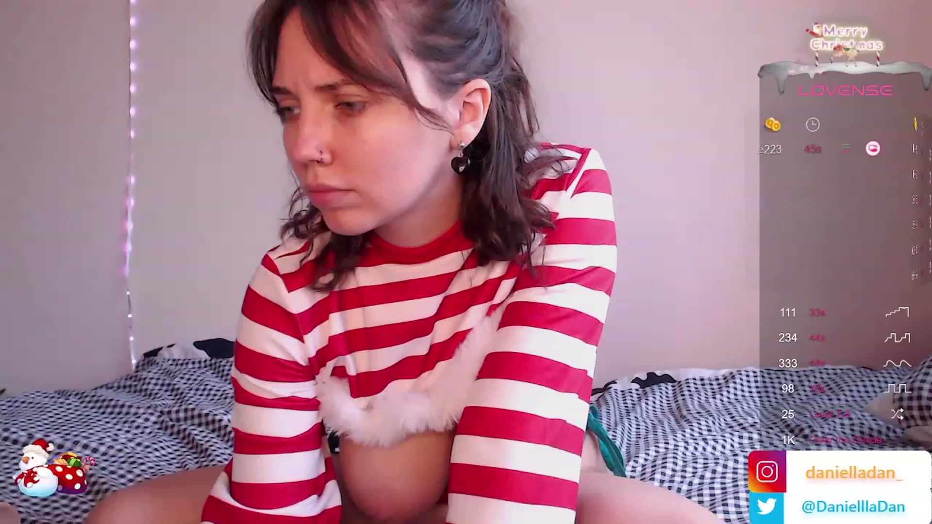 Gallery image thumbnail from Danielladan's myfreecams stream on, 12/24/2023, 10:00 image 6 of 20