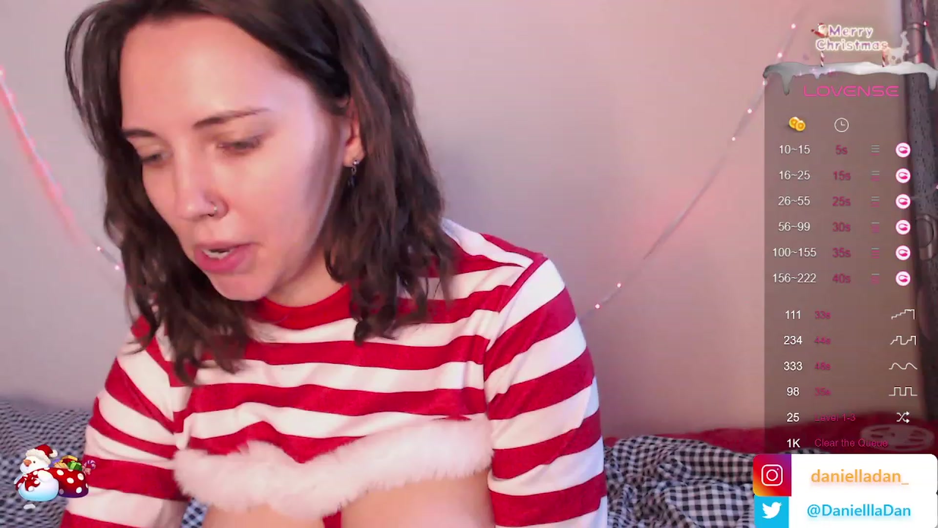 Gallery image thumbnail from Danielladan's myfreecams stream on, 12/25/2023, 09:28 image 14 of 20