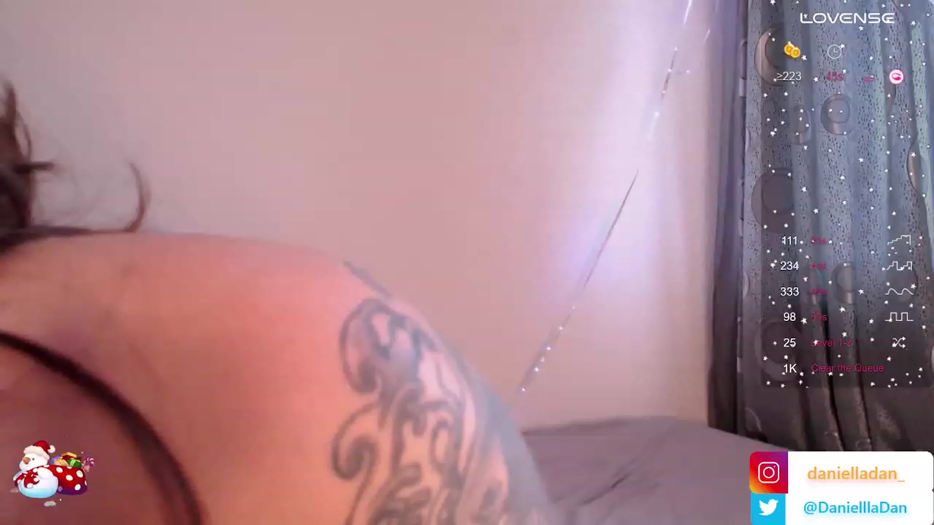Gallery image thumbnail from Danielladan's myfreecams stream on, 01/13/2024, 09:55 image 14 of 20