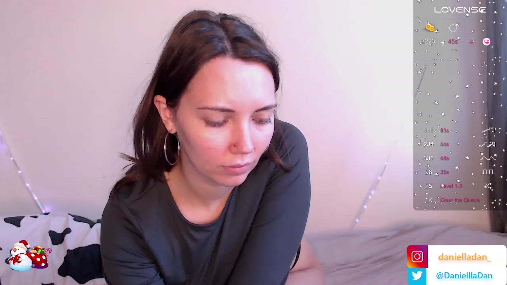 Gallery image thumbnail from Danielladan's myfreecams stream on, 01/16/2024, 08:38 image 12 of 20