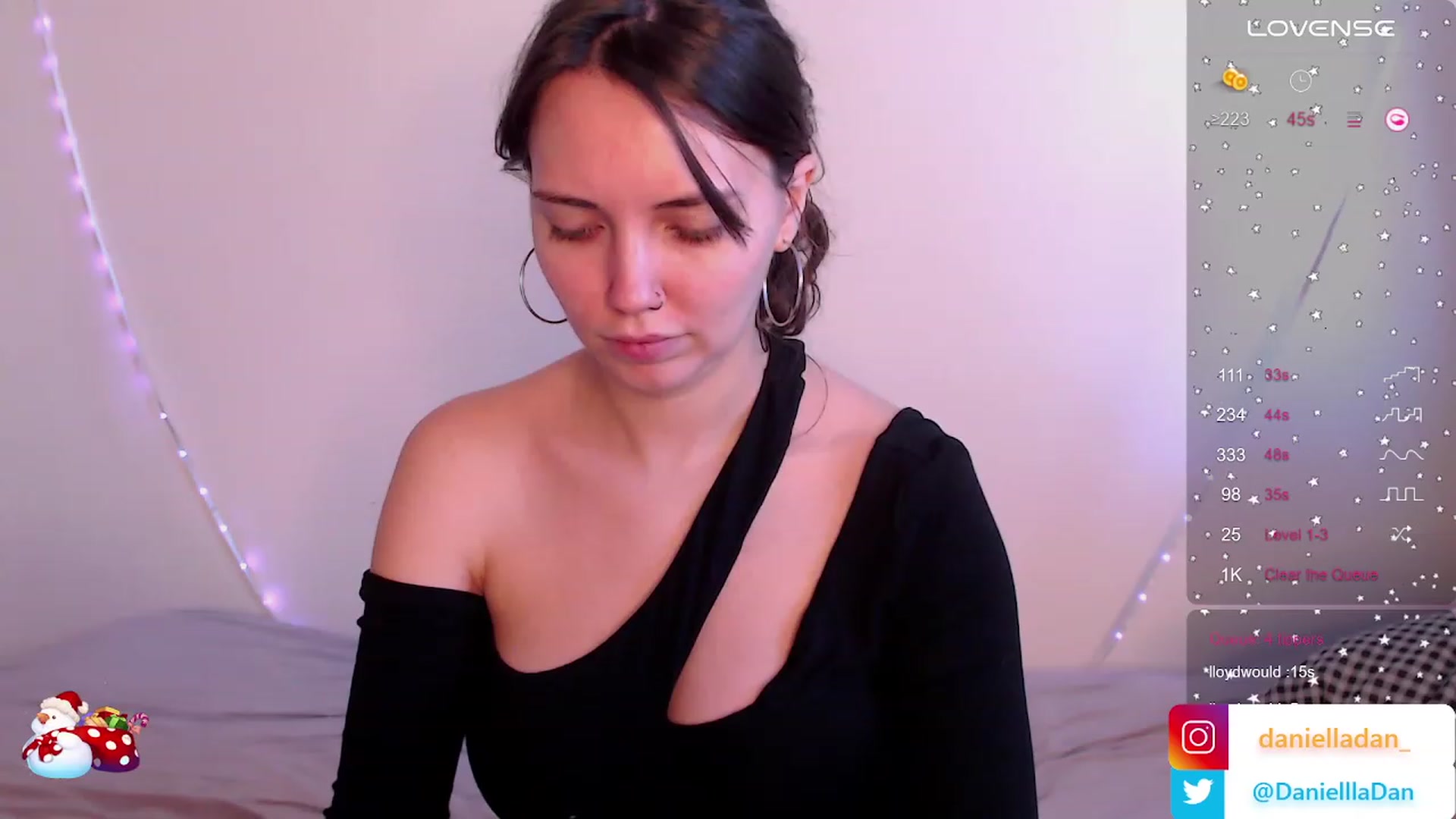 Gallery image thumbnail from Danielladan's myfreecams stream on, 01/17/2024, 08:29 image 16 of 20