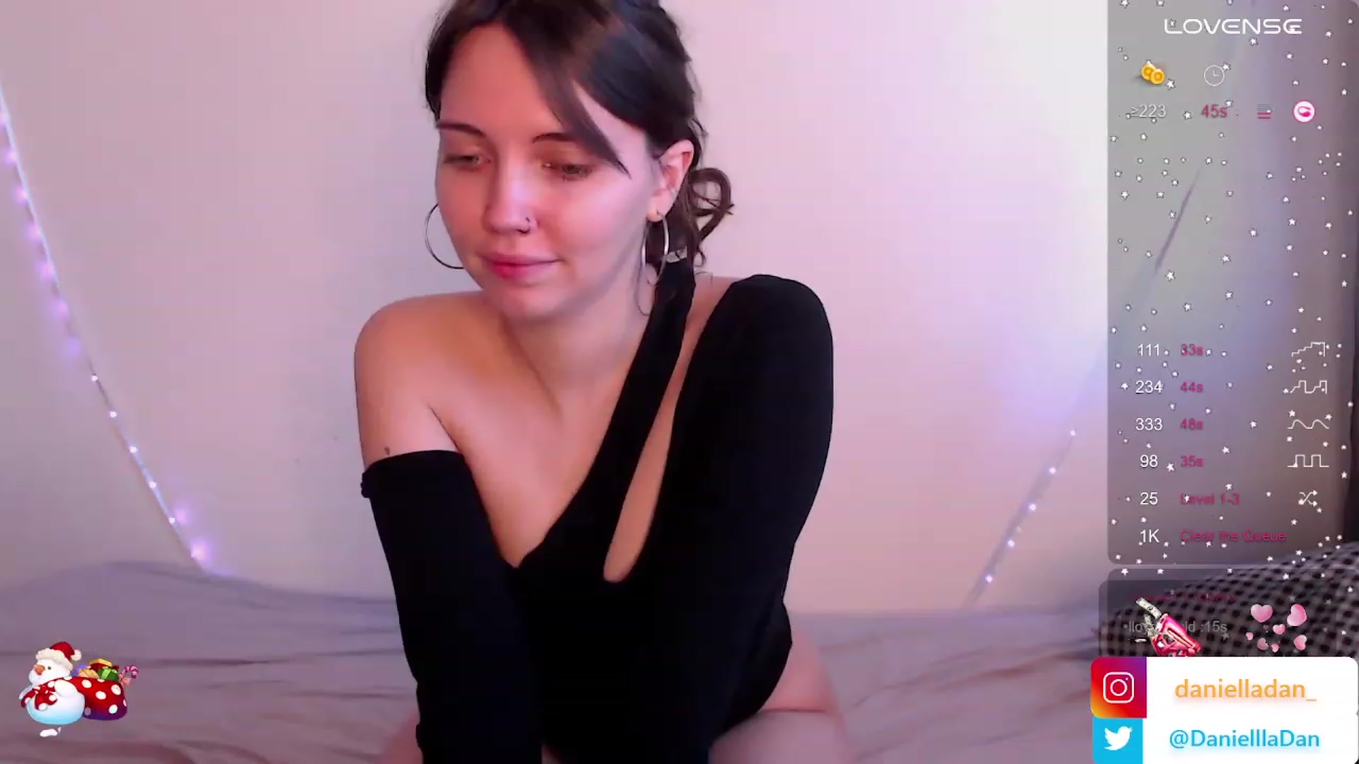 Gallery image thumbnail from Danielladan's myfreecams stream on, 01/17/2024, 08:29 image 2 of 20