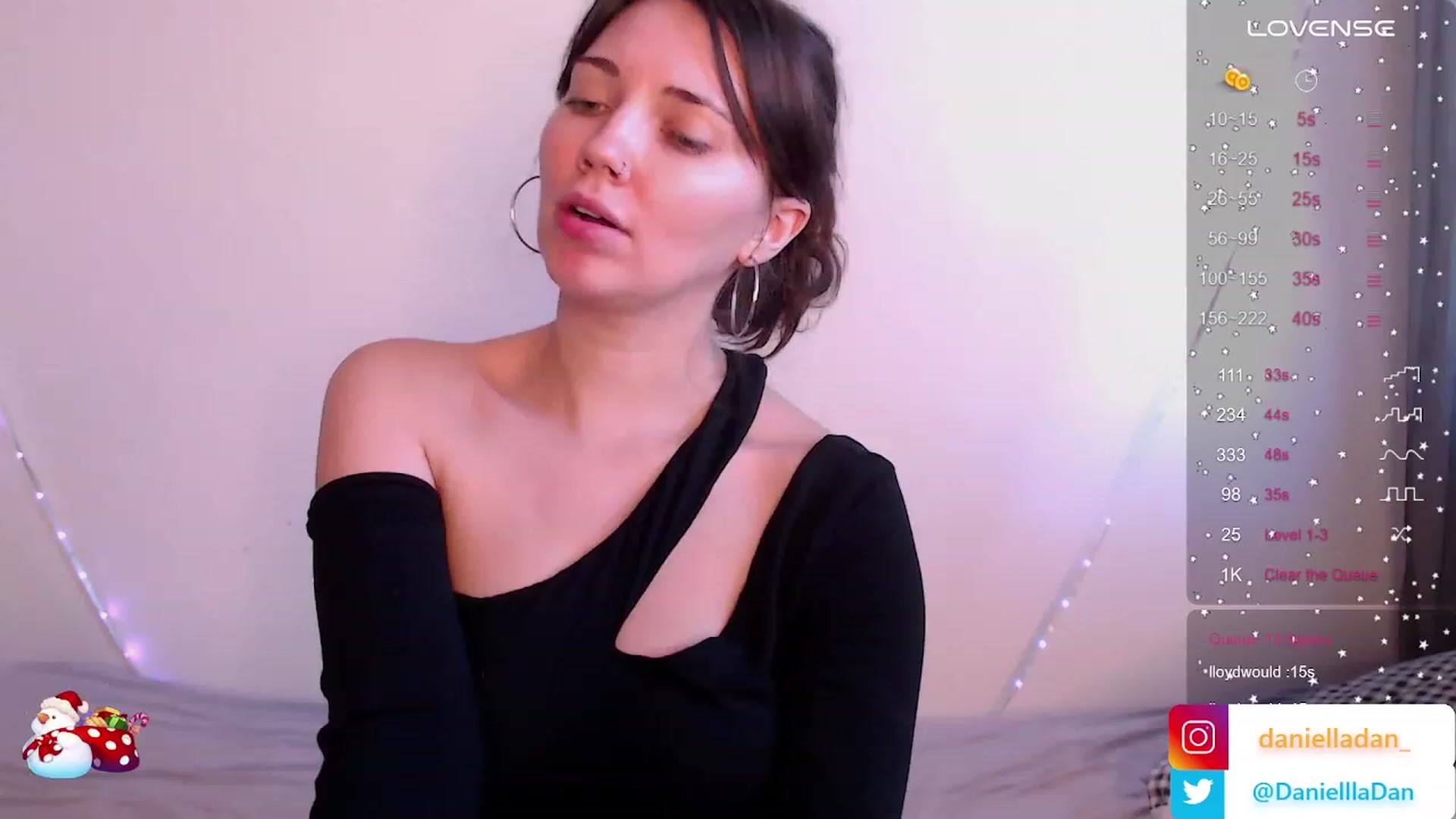 Gallery image thumbnail from Danielladan's myfreecams stream on, 01/17/2024, 10:17 image 14 of 20