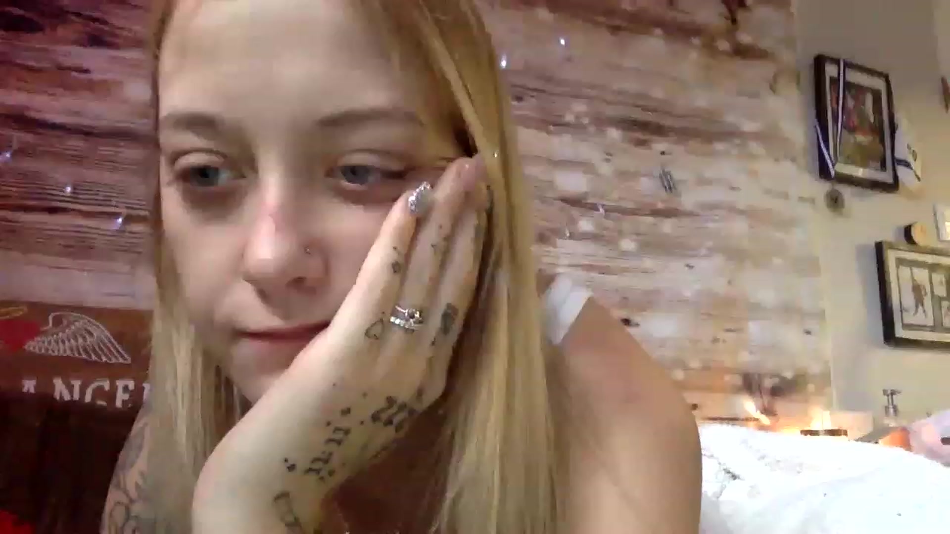 Gallery image thumbnail from DaniiAngel's myfreecams stream on, 12/07/2022, 17:04 image 10 of 20