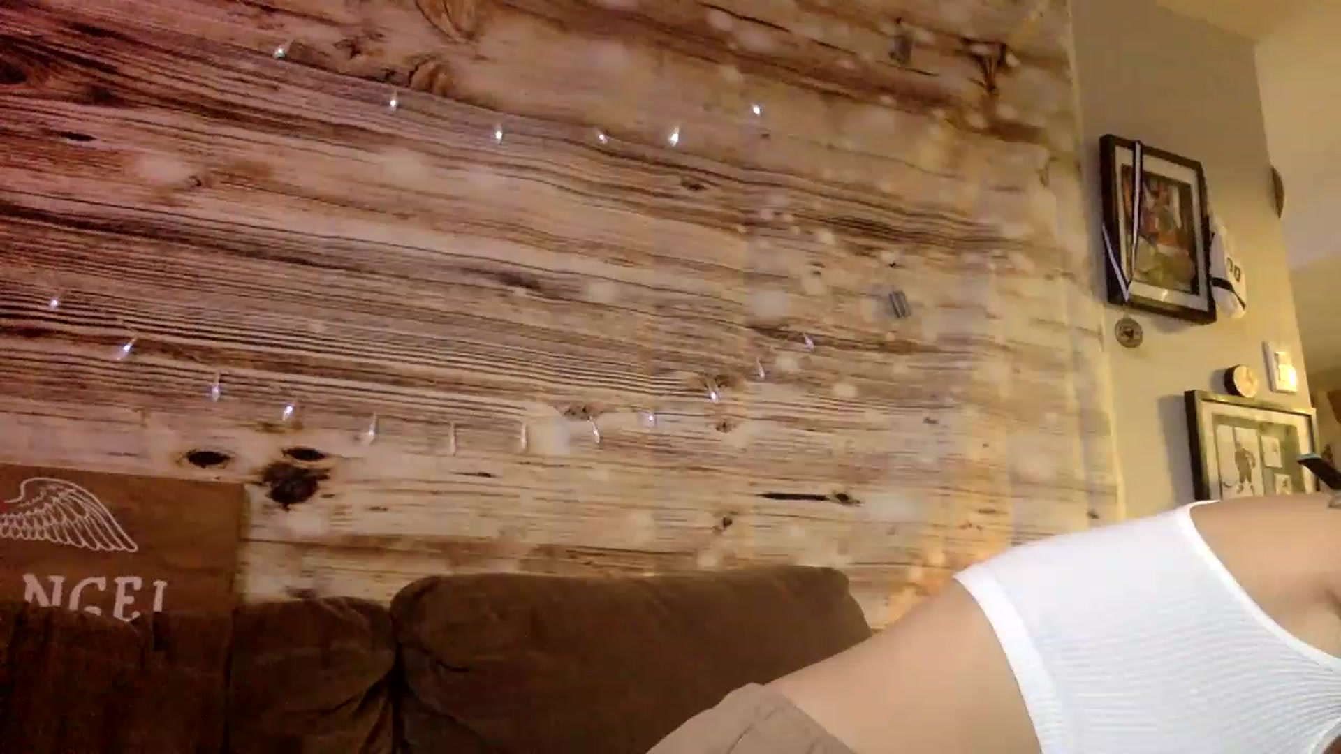 Gallery image thumbnail from DaniiAngel's myfreecams stream on, 12/07/2022, 17:04 image 19 of 20