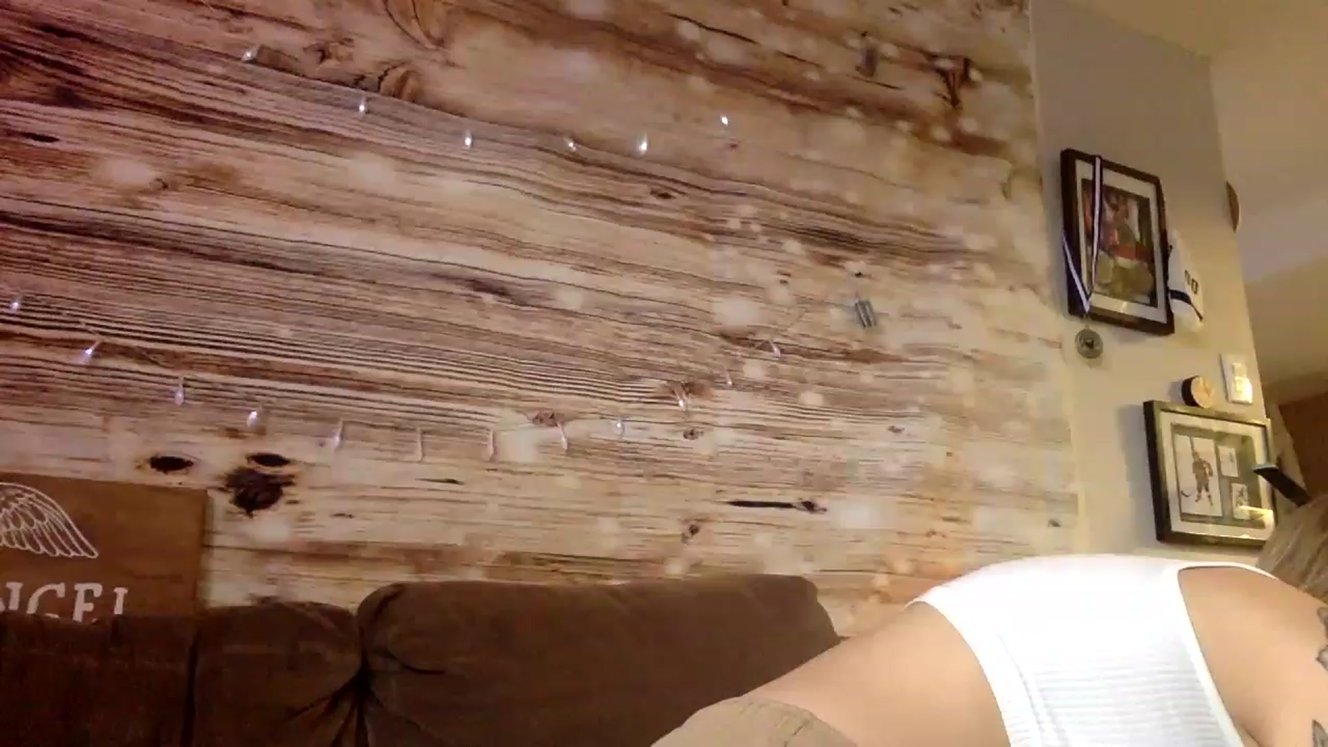Gallery image thumbnail from DaniiAngel's myfreecams stream on, 12/07/2022, 17:04 image 9 of 20