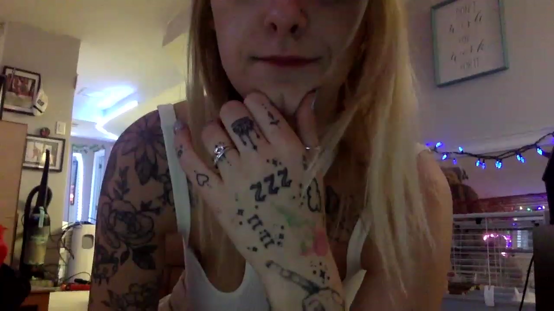 Gallery image thumbnail from DaniiAngel's myfreecams stream on, 12/07/2022, 21:03 image 5 of 20