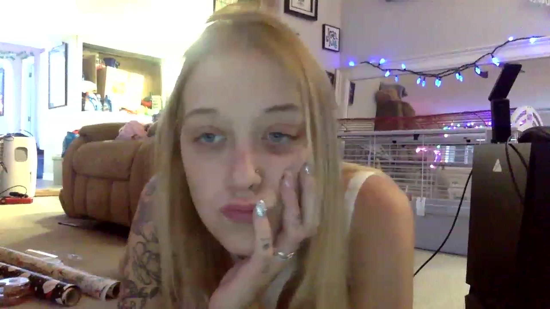Gallery image thumbnail from DaniiAngel's myfreecams stream on, 12/07/2022, 21:03 image 12 of 20