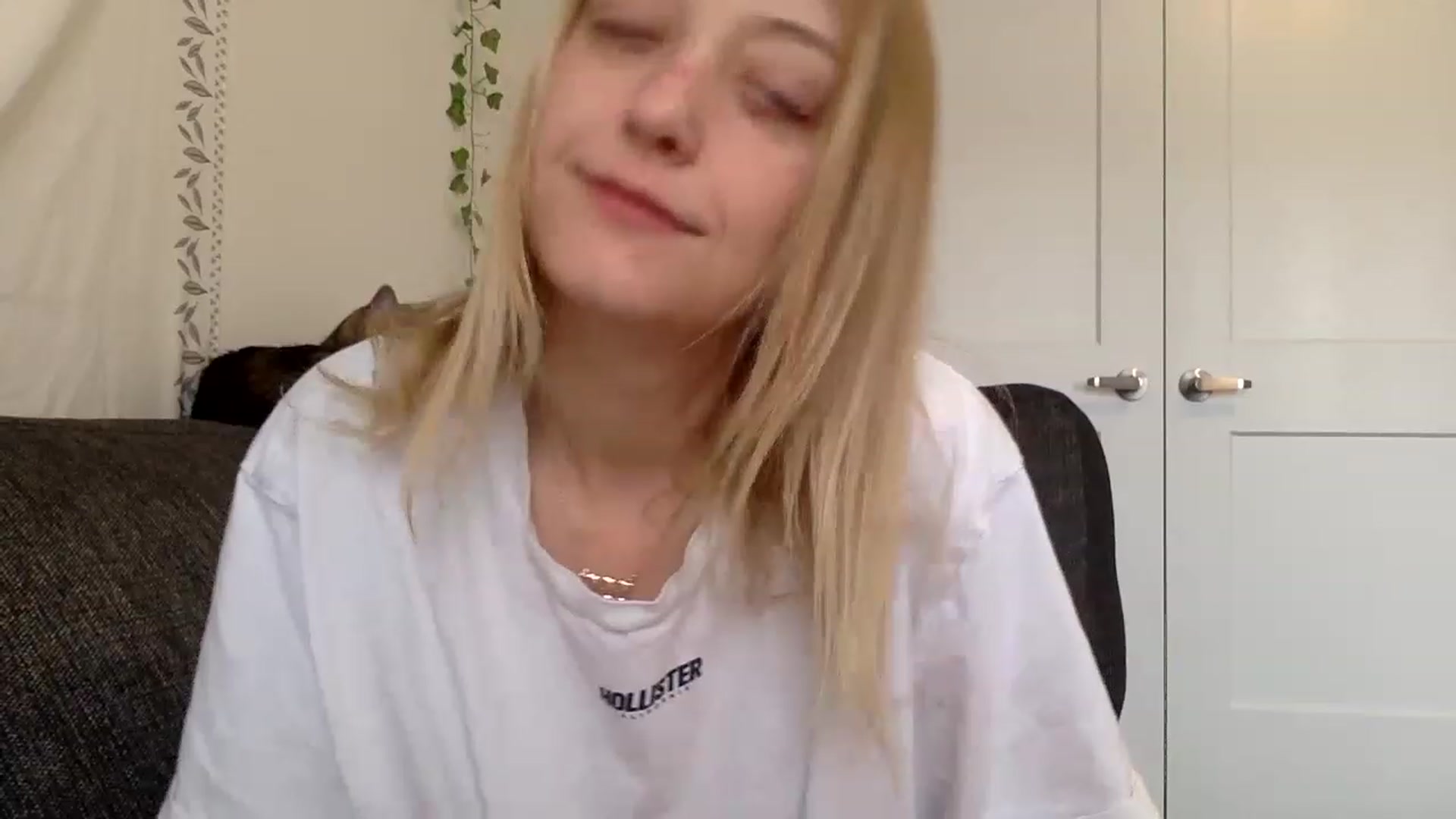 Gallery image thumbnail from DaniiAngel's myfreecams stream on, 01/28/2023, 15:02 image 10 of 20