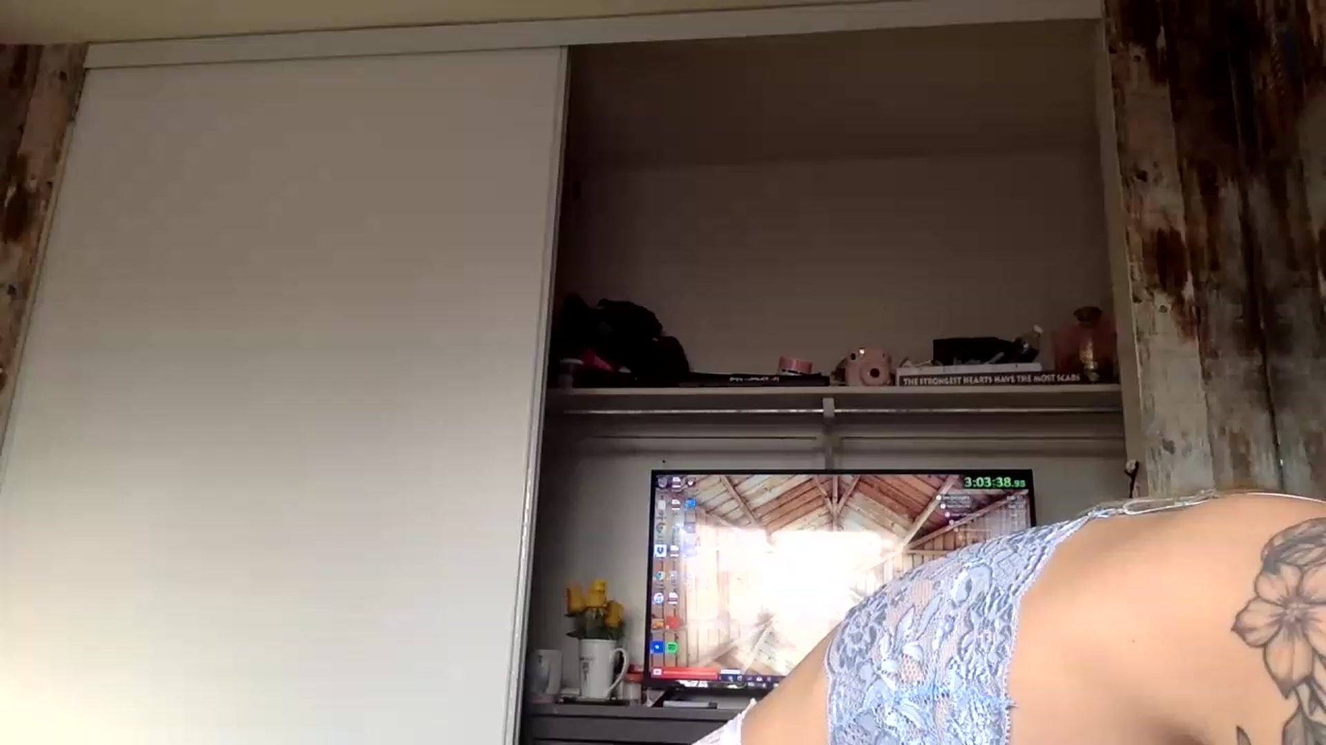 Gallery image thumbnail from DaniiAngel's myfreecams stream on, 02/13/2023, 20:41 image 17 of 20
