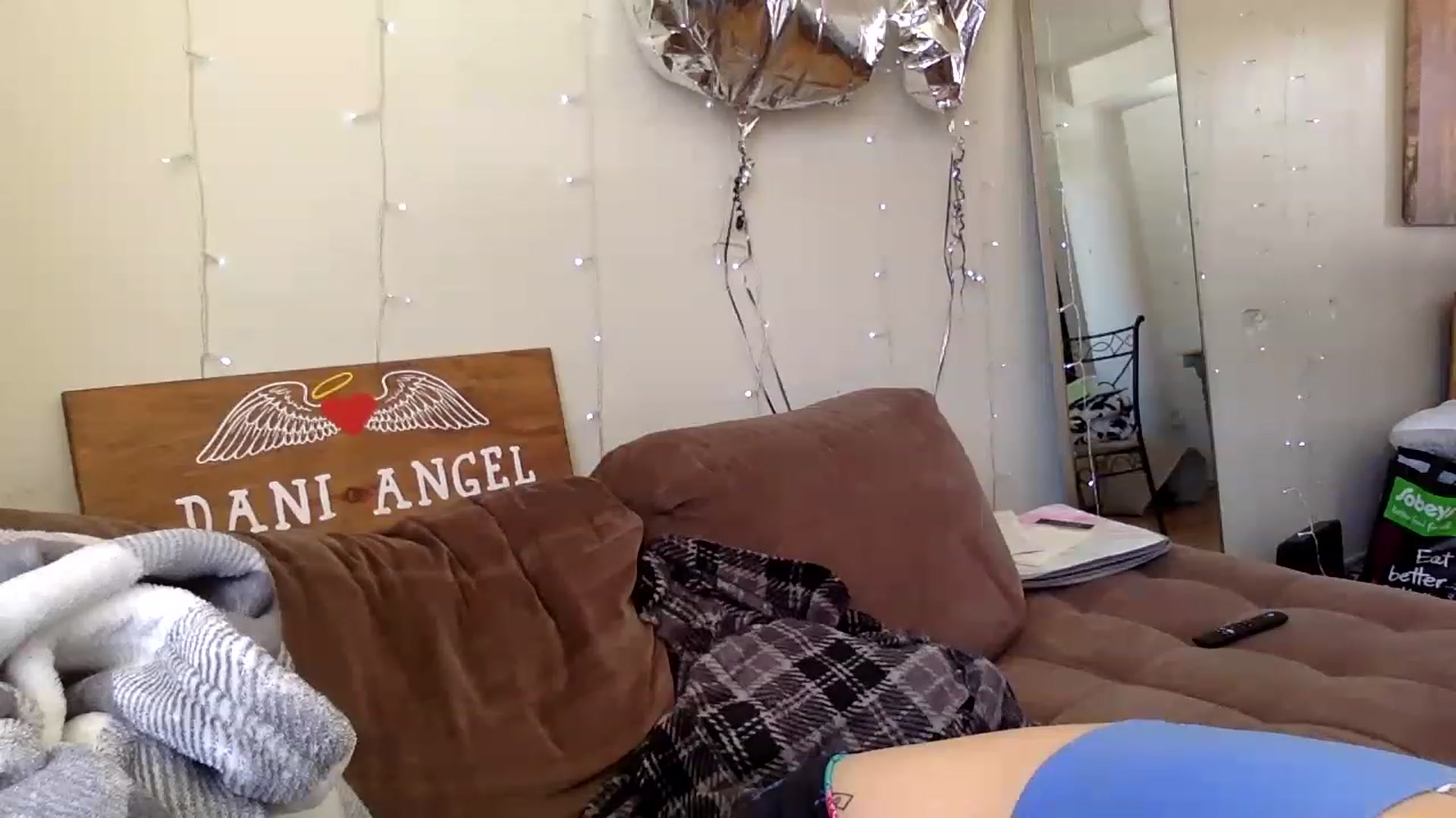 Gallery image thumbnail from DaniiAngel's myfreecams stream on, 03/08/2023, 17:34 image 20 of 20