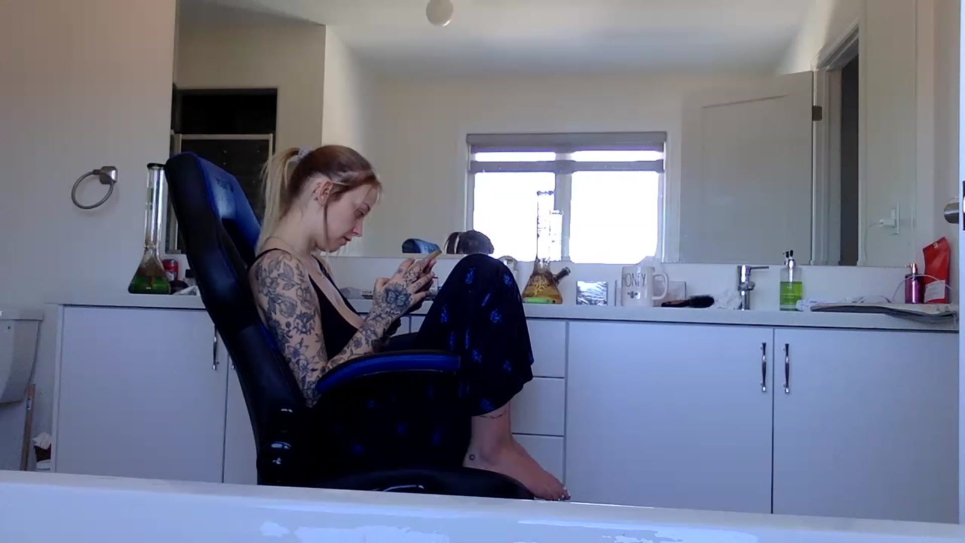 Gallery image thumbnail from DaniiAngel's myfreecams stream on, 03/09/2023, 18:24 image 5 of 20