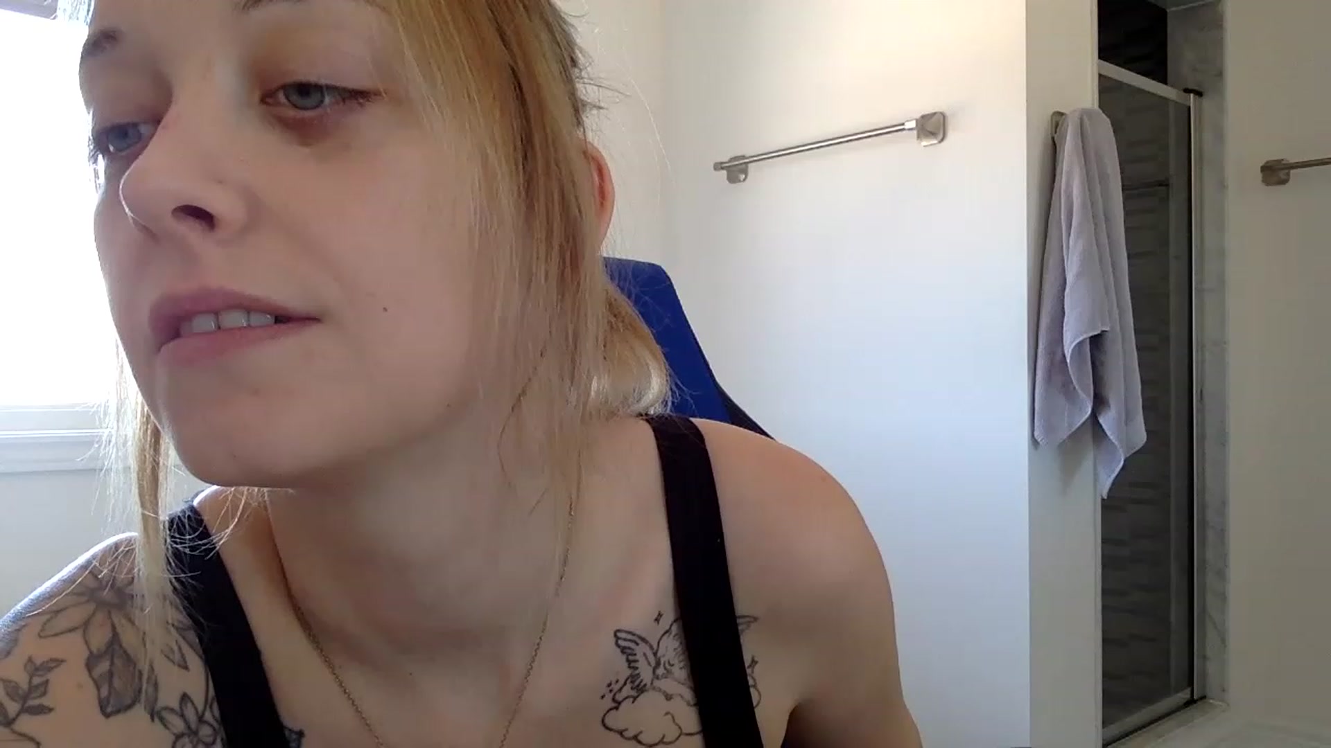 Gallery image thumbnail from DaniiAngel's myfreecams stream on, 03/09/2023, 18:24 image 10 of 20