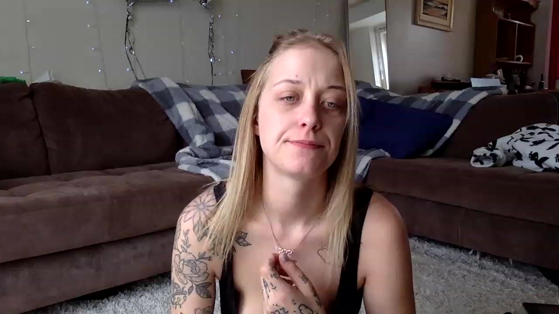 Gallery image thumbnail from DaniiAngel's myfreecams stream on, 03/13/2023, 20:20 image 16 of 20