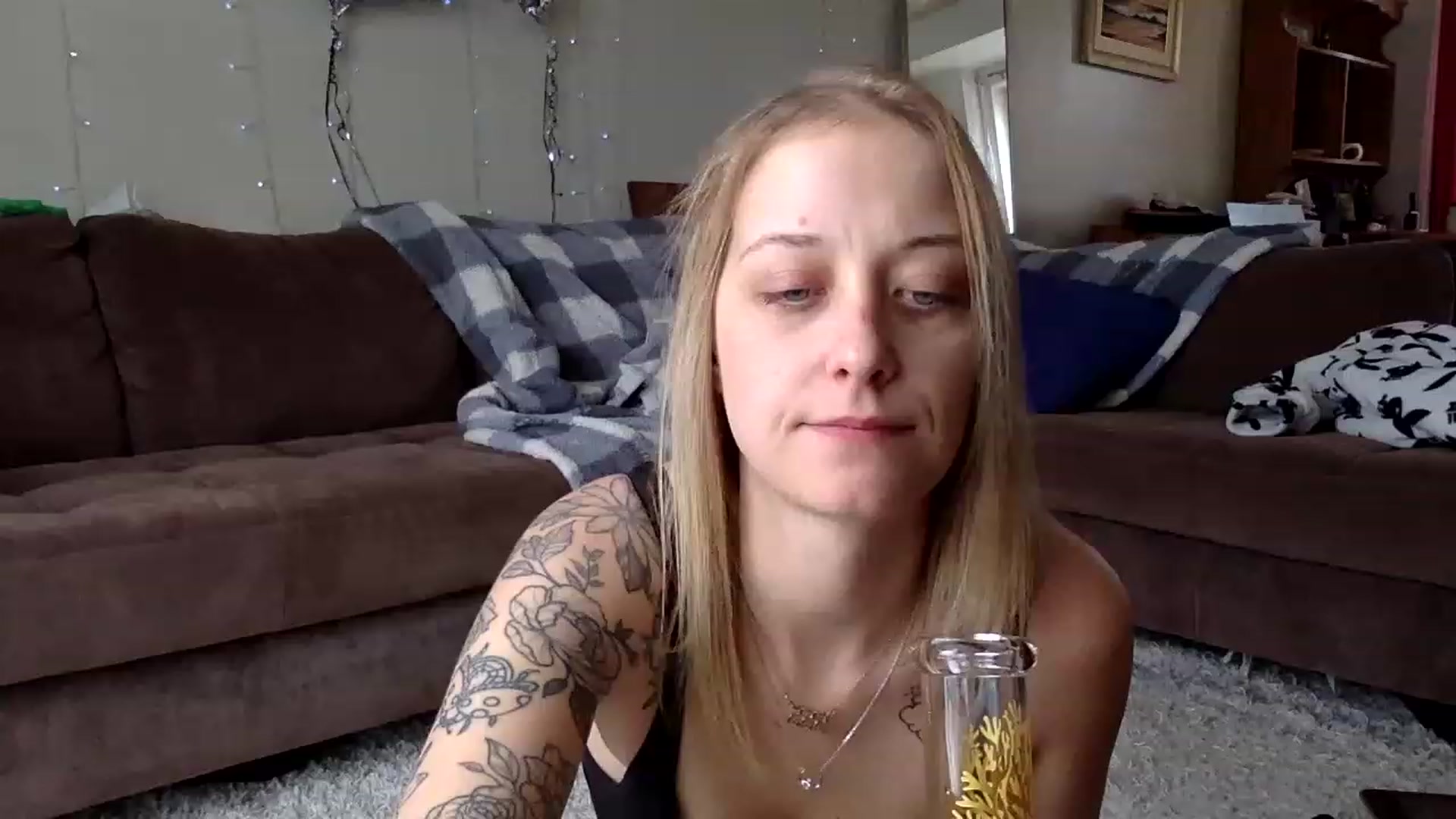 Gallery image thumbnail from DaniiAngel's myfreecams stream on, 03/13/2023, 20:20 image 17 of 20