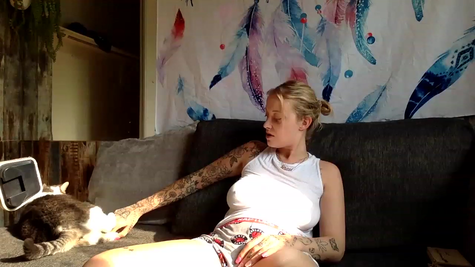 Gallery image thumbnail from DaniiAngel's myfreecams stream on, 05/15/2023, 21:36 image 16 of 20