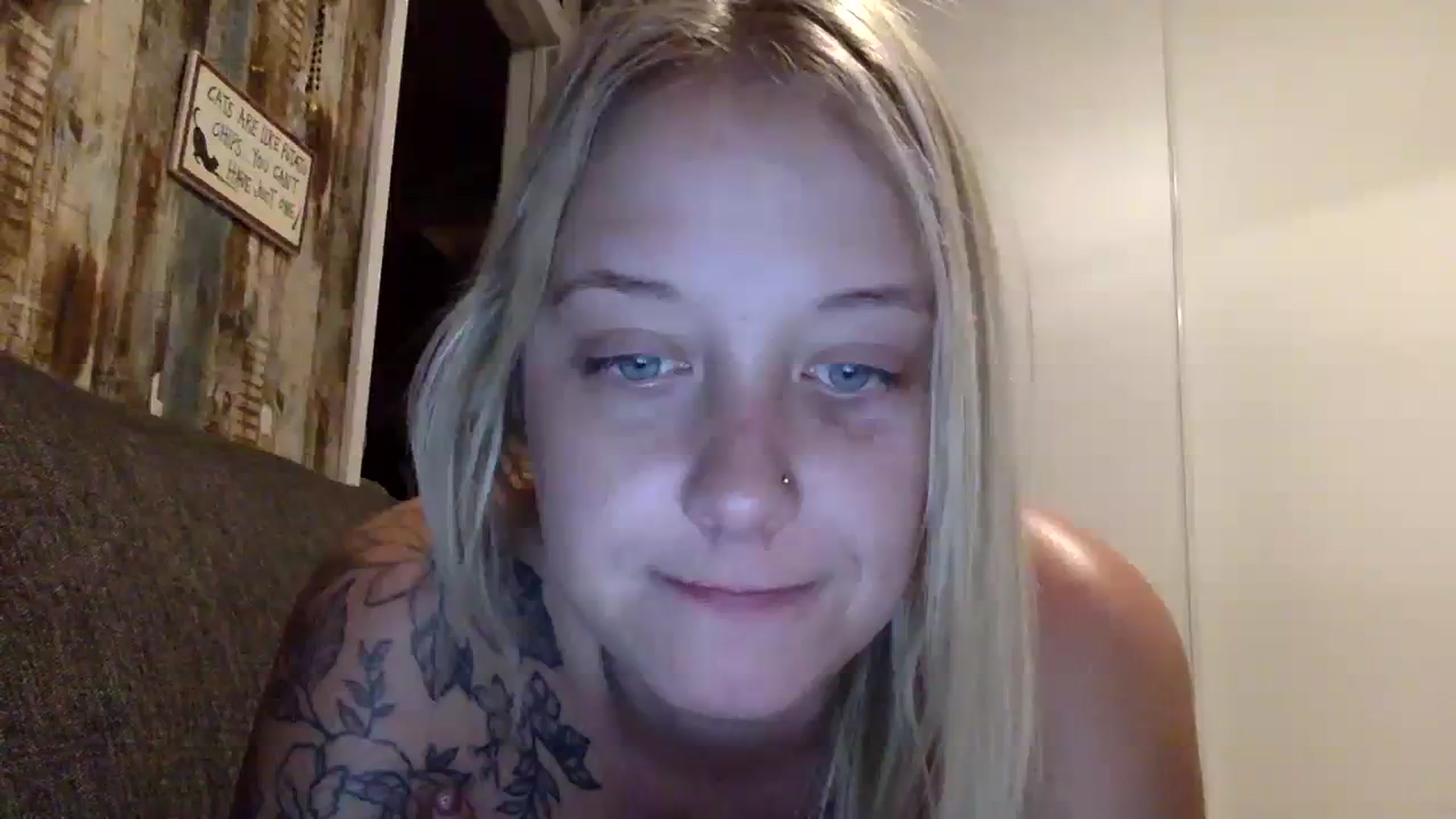 Gallery image thumbnail from DaniiAngel's myfreecams stream on, 09/17/2023, 09:25 image 7 of 20