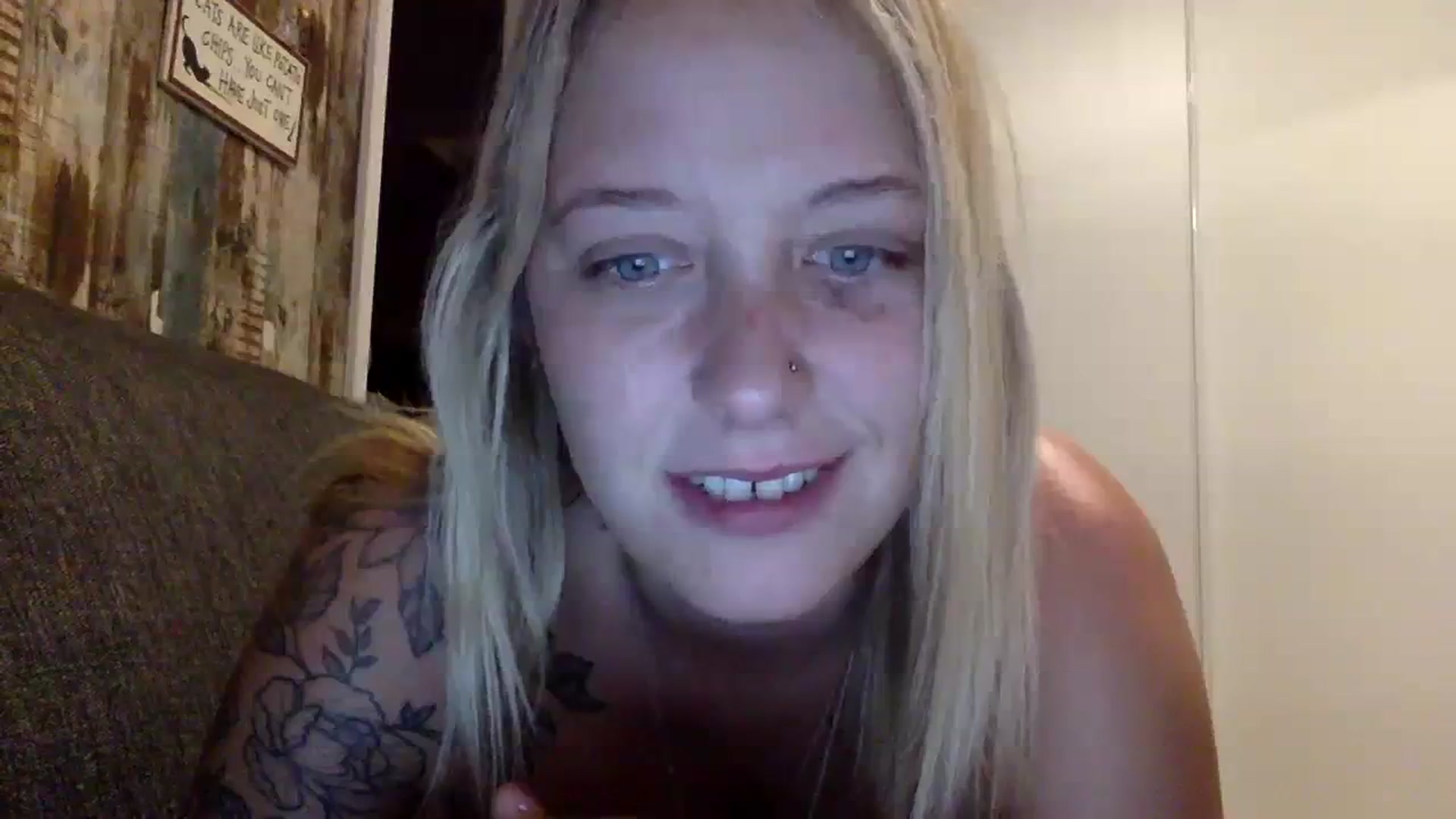 Gallery image thumbnail from DaniiAngel's myfreecams stream on, 09/17/2023, 09:25 image 5 of 20