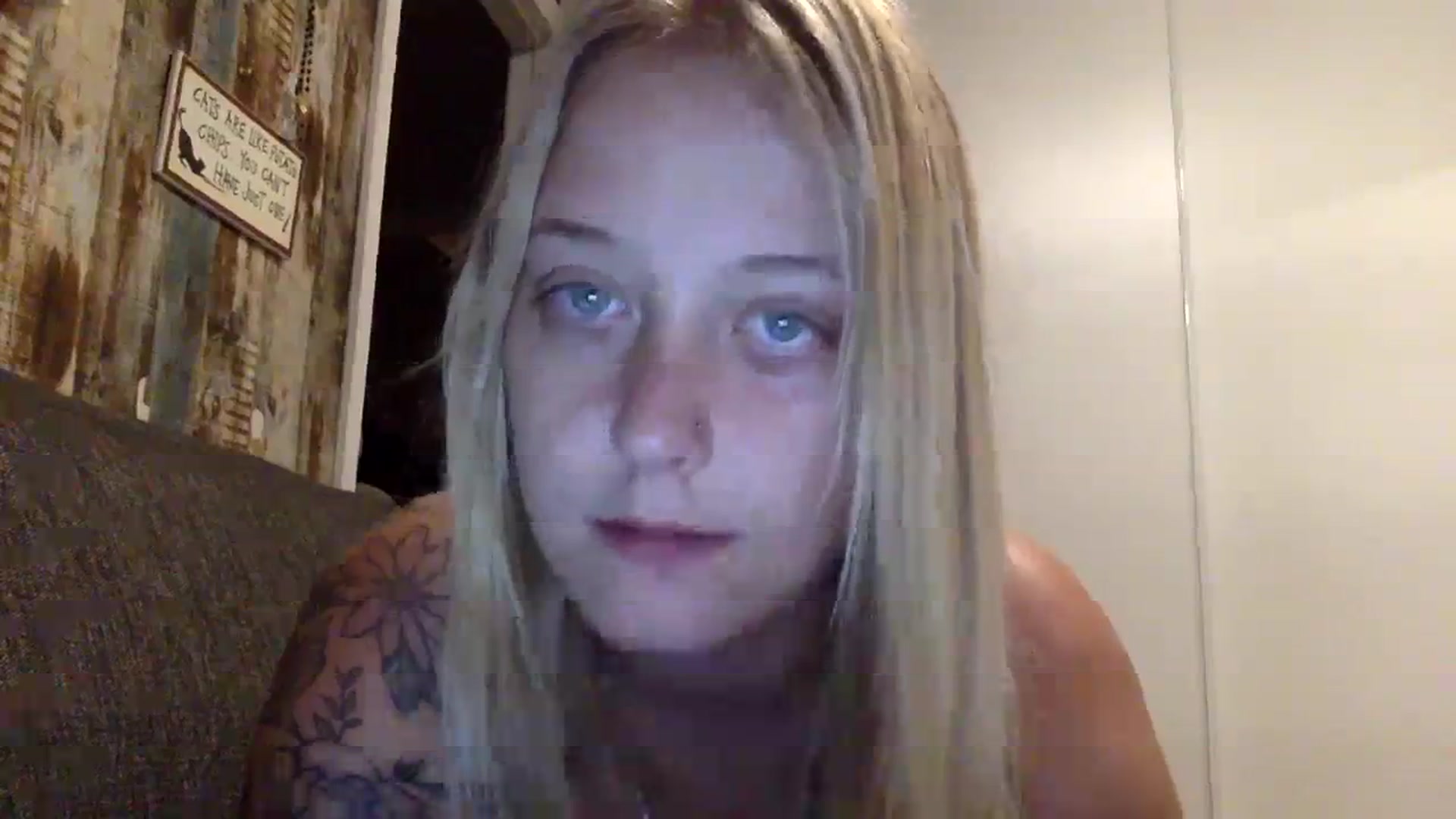 Gallery image thumbnail from DaniiAngel's myfreecams stream on, 09/17/2023, 09:25 image 10 of 20