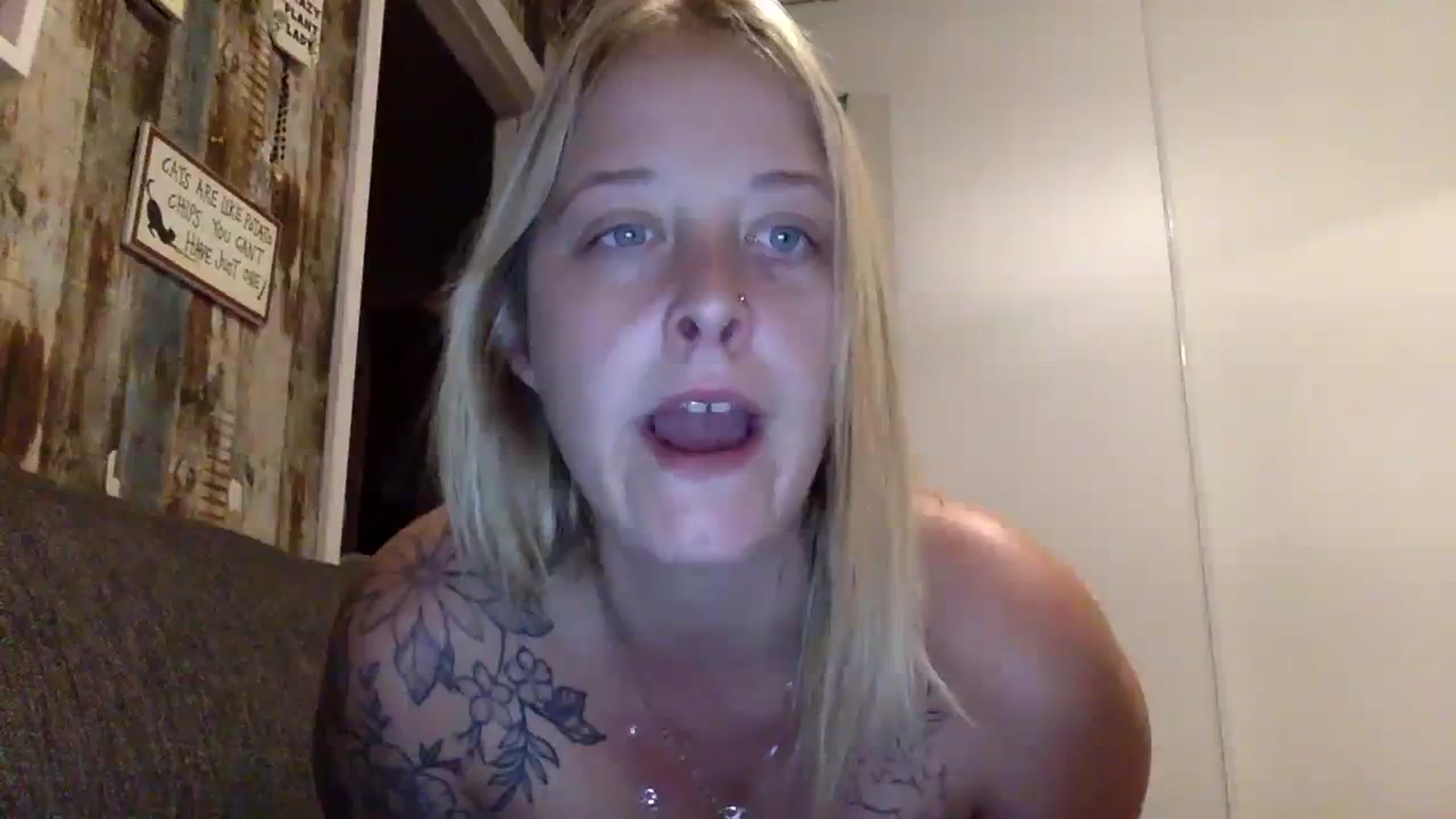 Gallery image thumbnail from DaniiAngel's myfreecams stream on, 09/17/2023, 09:25 image 2 of 20
