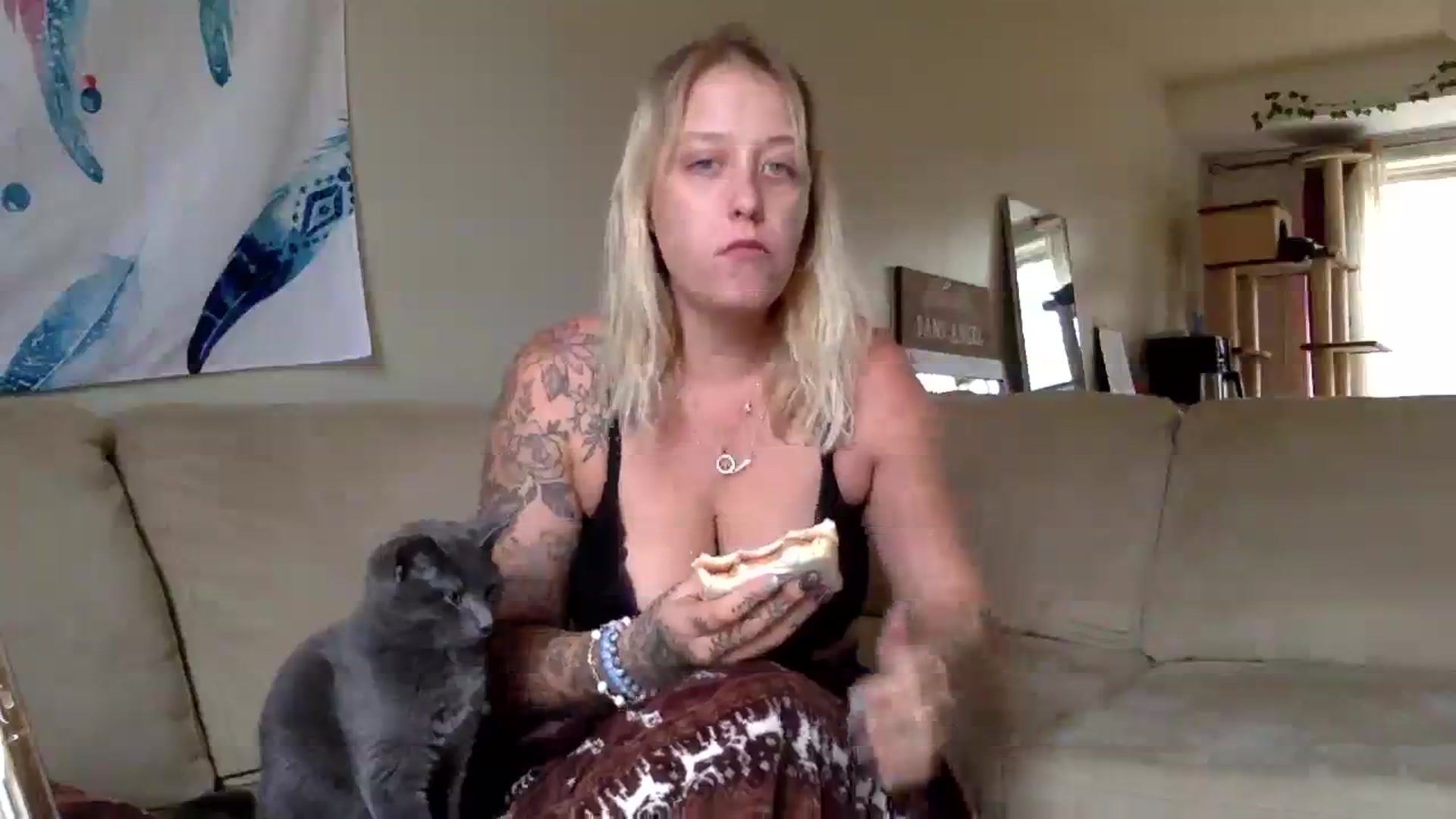 Gallery image thumbnail from DaniiAngel's myfreecams stream on, 10/25/2023, 19:45 image 7 of 20