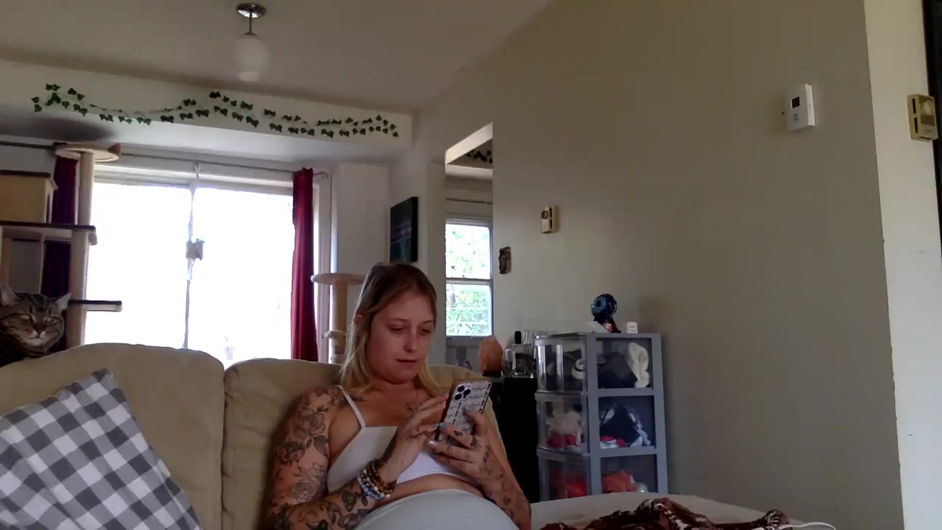 Gallery image thumbnail from DaniiAngel's myfreecams stream on, 11/03/2023, 16:49 image 16 of 20