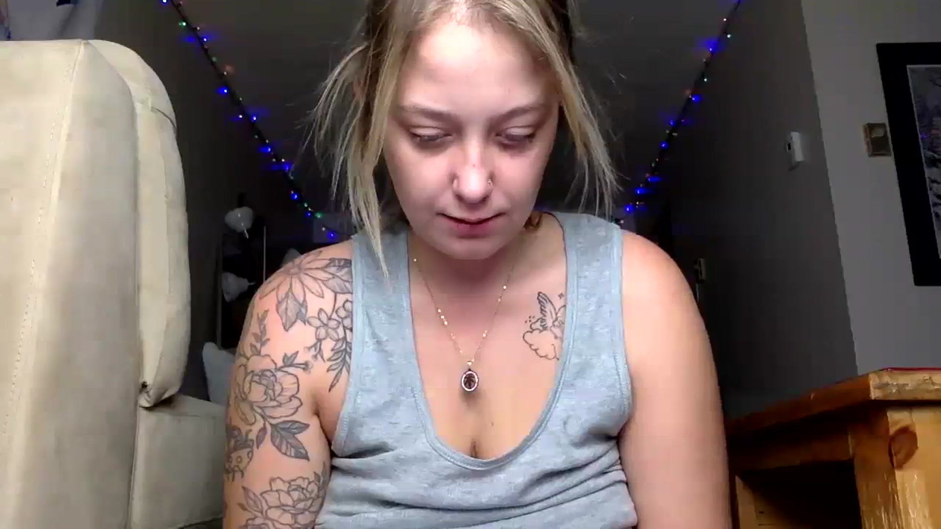 Gallery image thumbnail from DaniiAngel's myfreecams stream on, 12/04/2023, 08:55 image 14 of 20