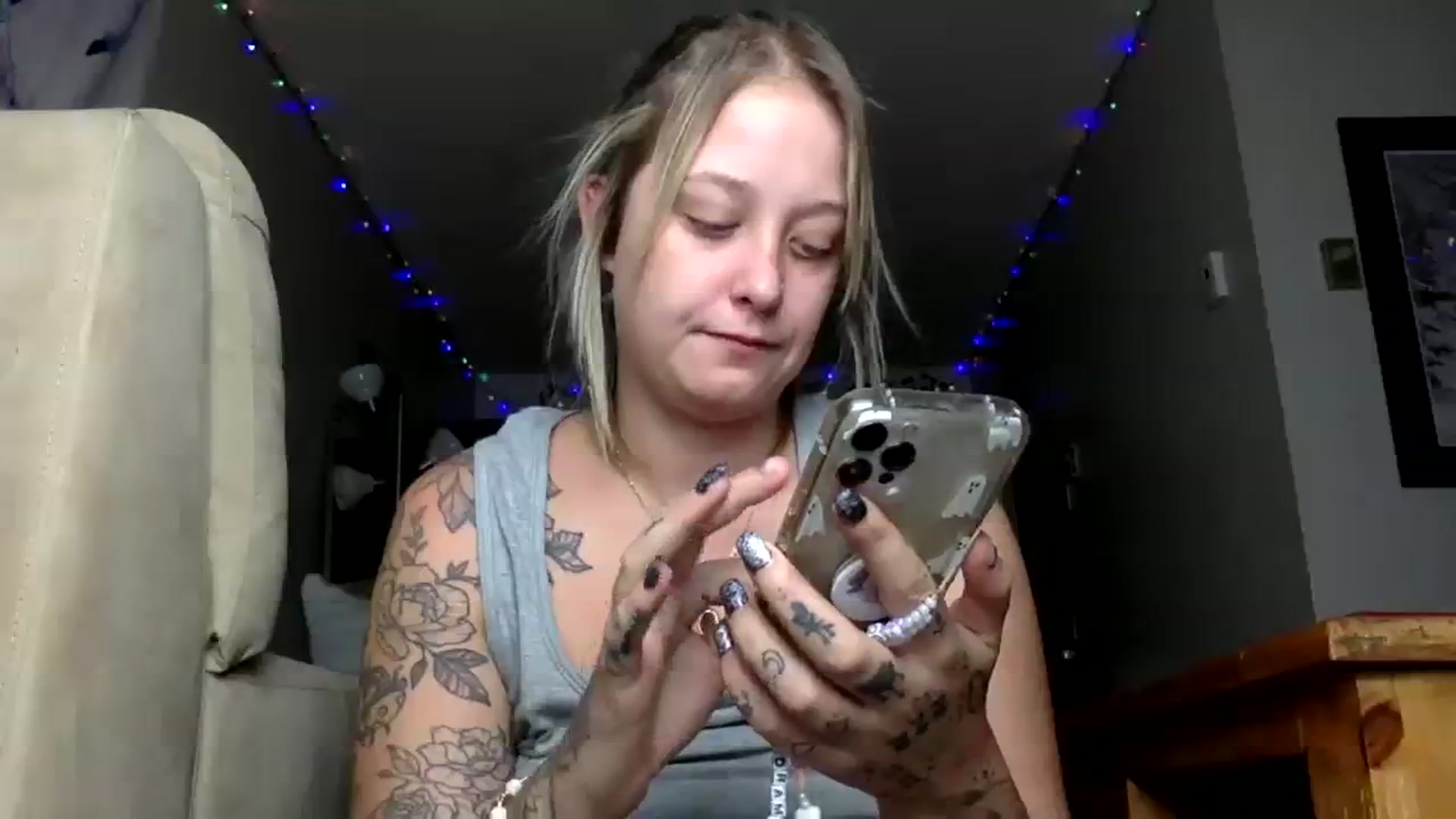 Gallery image thumbnail from DaniiAngel's myfreecams stream on, 12/04/2023, 08:55 image 9 of 20