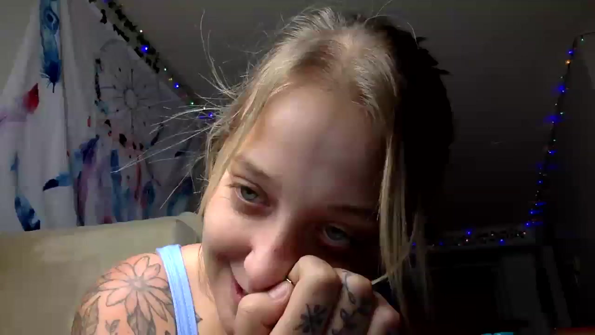 Gallery image thumbnail from DaniiAngel's myfreecams stream on, 12/17/2023, 22:55 image 3 of 20