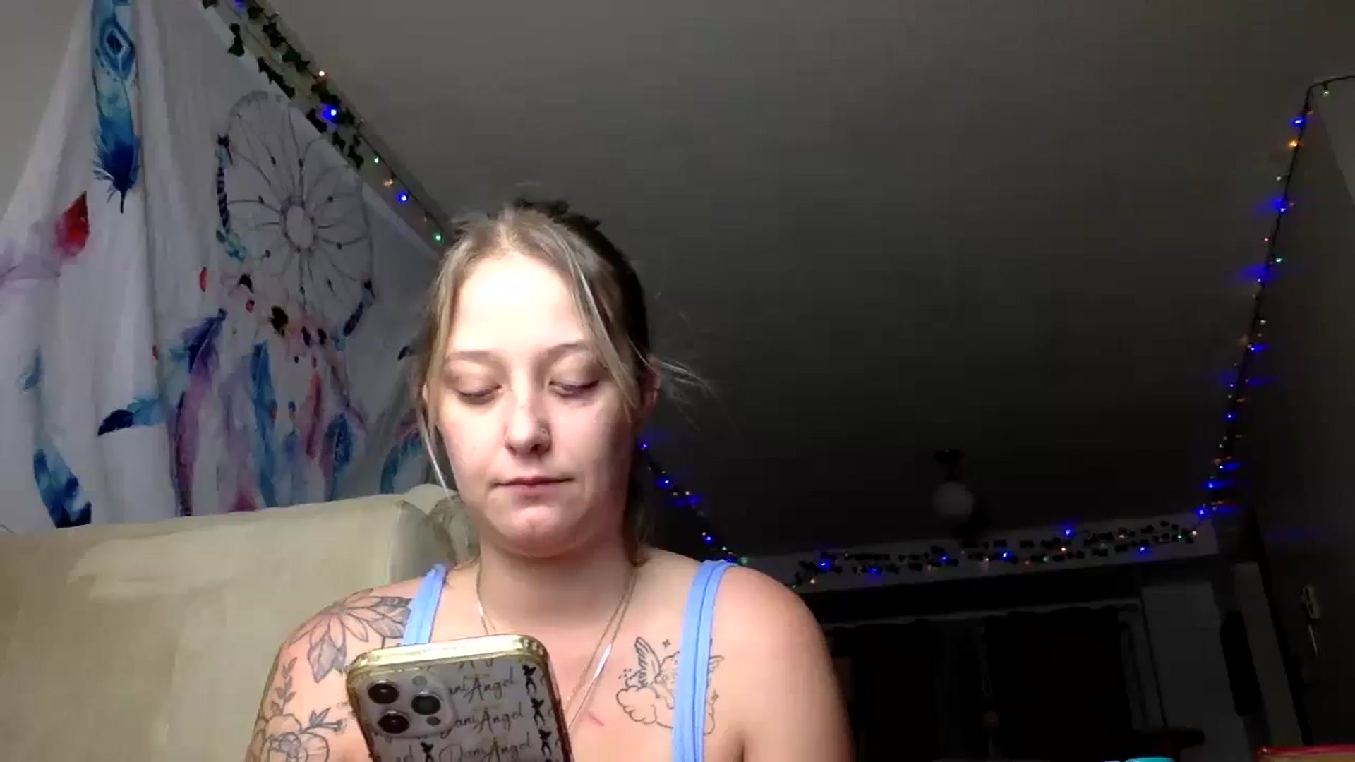 Gallery image thumbnail from DaniiAngel's myfreecams stream on, 12/17/2023, 22:55 image 7 of 20