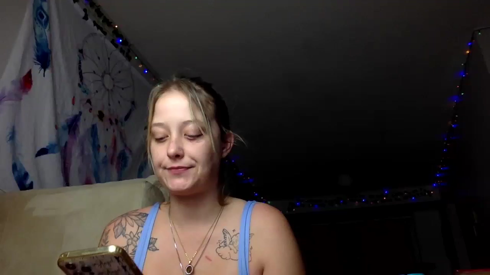 Gallery image thumbnail from DaniiAngel's myfreecams stream on, 12/17/2023, 22:55 image 10 of 20