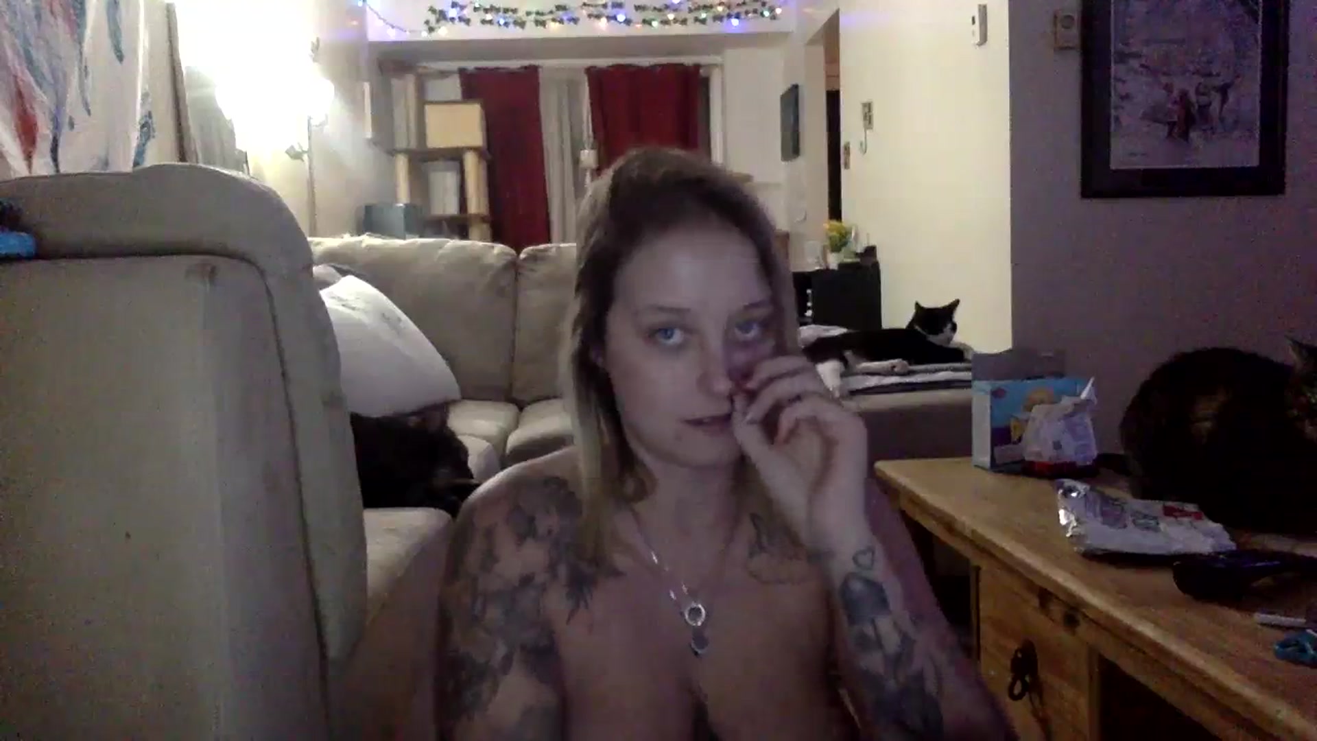 Gallery image thumbnail from DaniiAngel's myfreecams stream on, 12/27/2023, 02:25 image 10 of 20