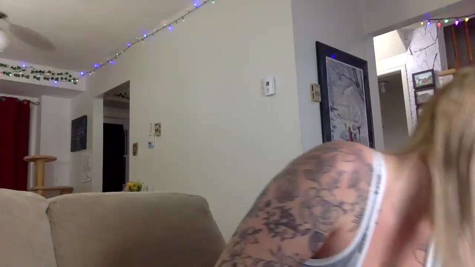 Gallery image thumbnail from DaniiAngel's myfreecams stream on, 02/21/2024, 02:27 image 5 of 20