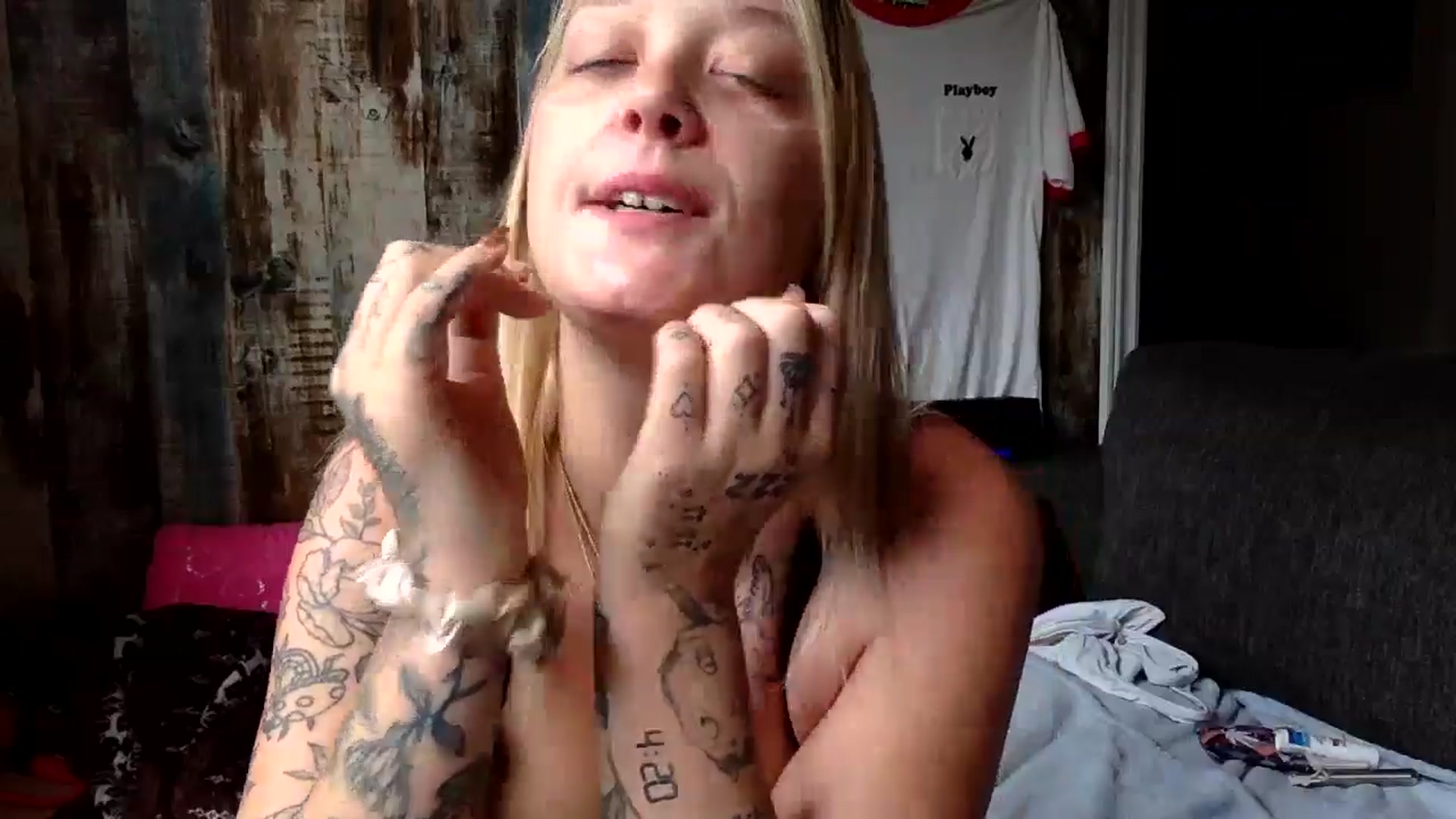 Gallery image thumbnail from DaniiAngel's myfreecams stream on, 07/06/2024, 19:41 image 18 of 20