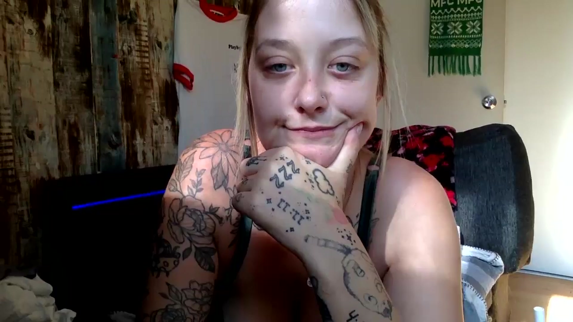 Gallery image thumbnail from DaniiAngel's myfreecams stream on, 08/02/2024, 22:06 image 15 of 20