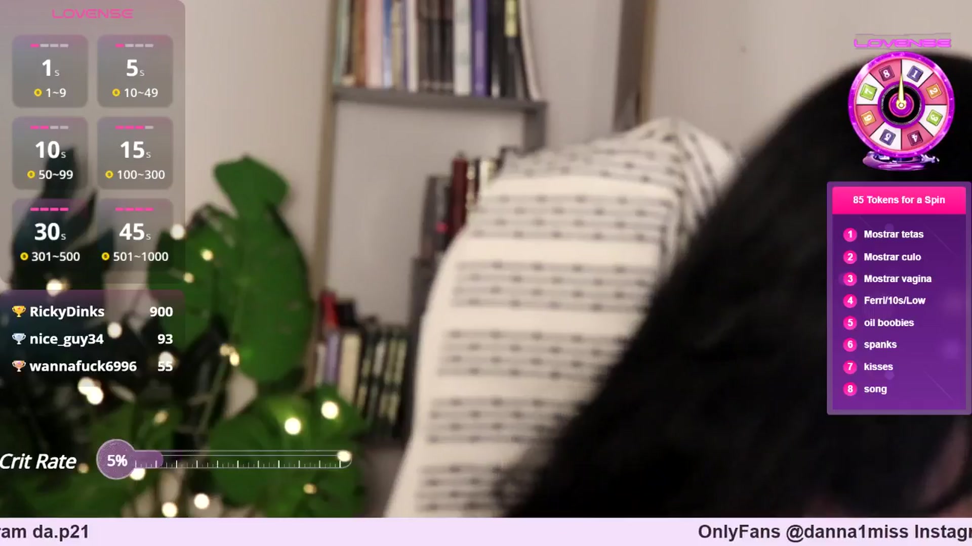 Gallery image thumbnail from DaniiG_'s myfreecams stream on, 11/10/2024, 02:18 image 10 of 20