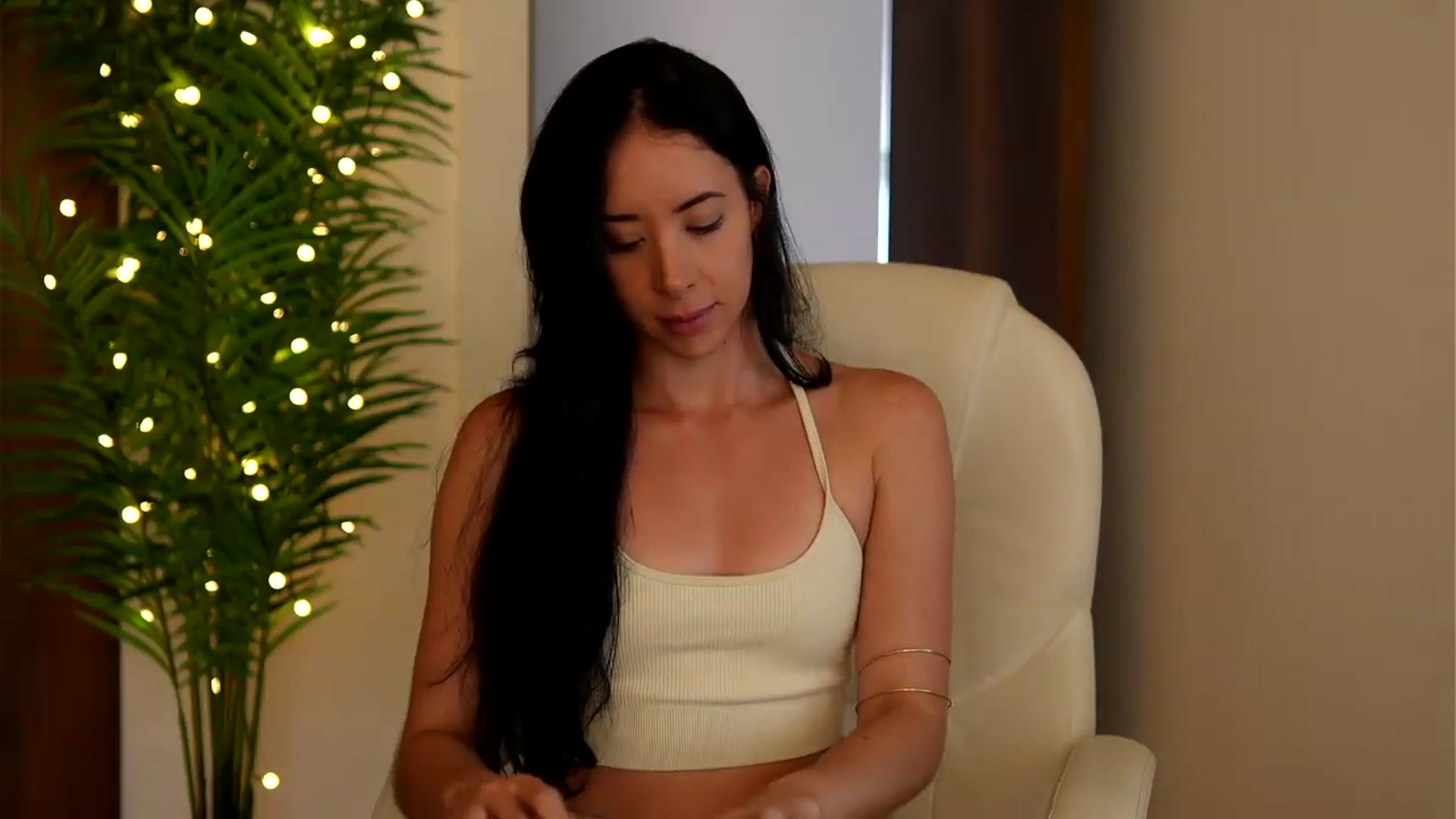 Gallery image thumbnail from DaniiG_'s myfreecams stream on, 06/04/2026, 20:41 image 18 of 20