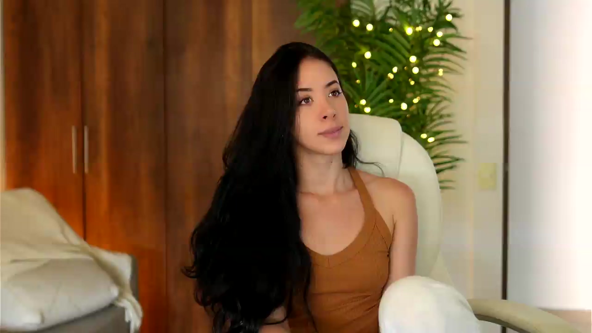 Gallery image thumbnail from DaniiG_'s myfreecams stream on, 06/14/2026, 17:43 image 19 of 20