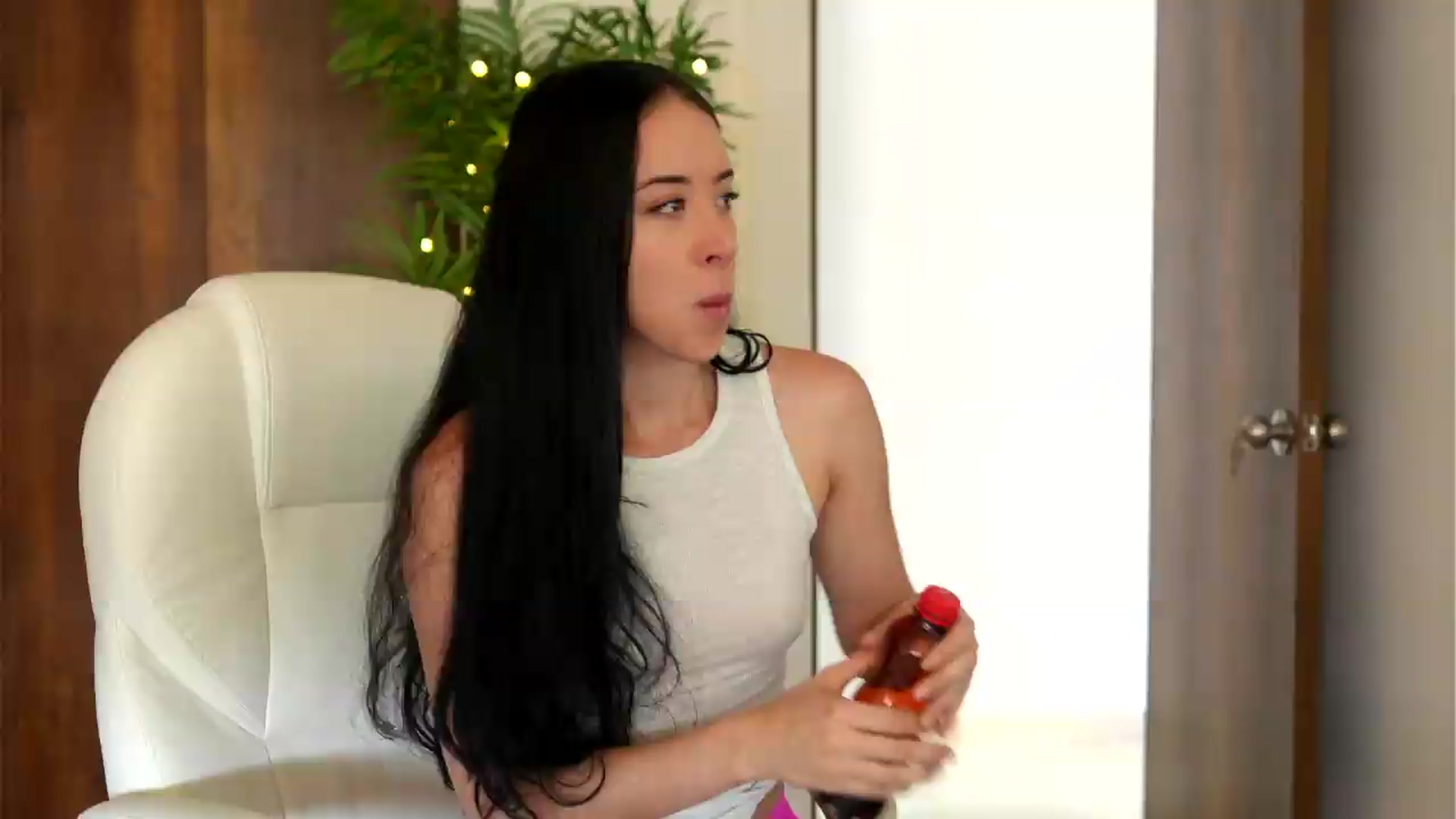 Gallery image thumbnail from DaniiG_'s myfreecams stream on, 06/23/2026, 20:19 image 1 of 20