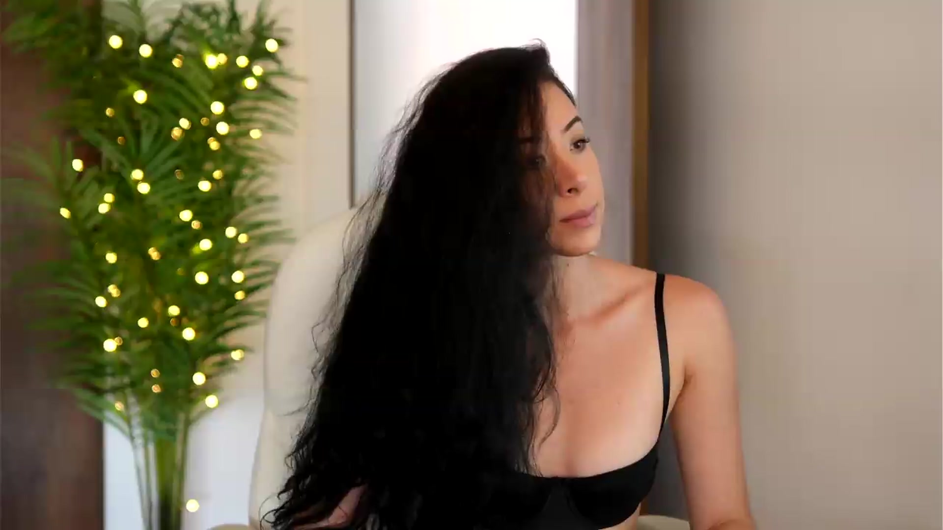 Gallery image thumbnail from DaniiG_'s myfreecams stream on, 06/24/2026, 17:52 image 17 of 20
