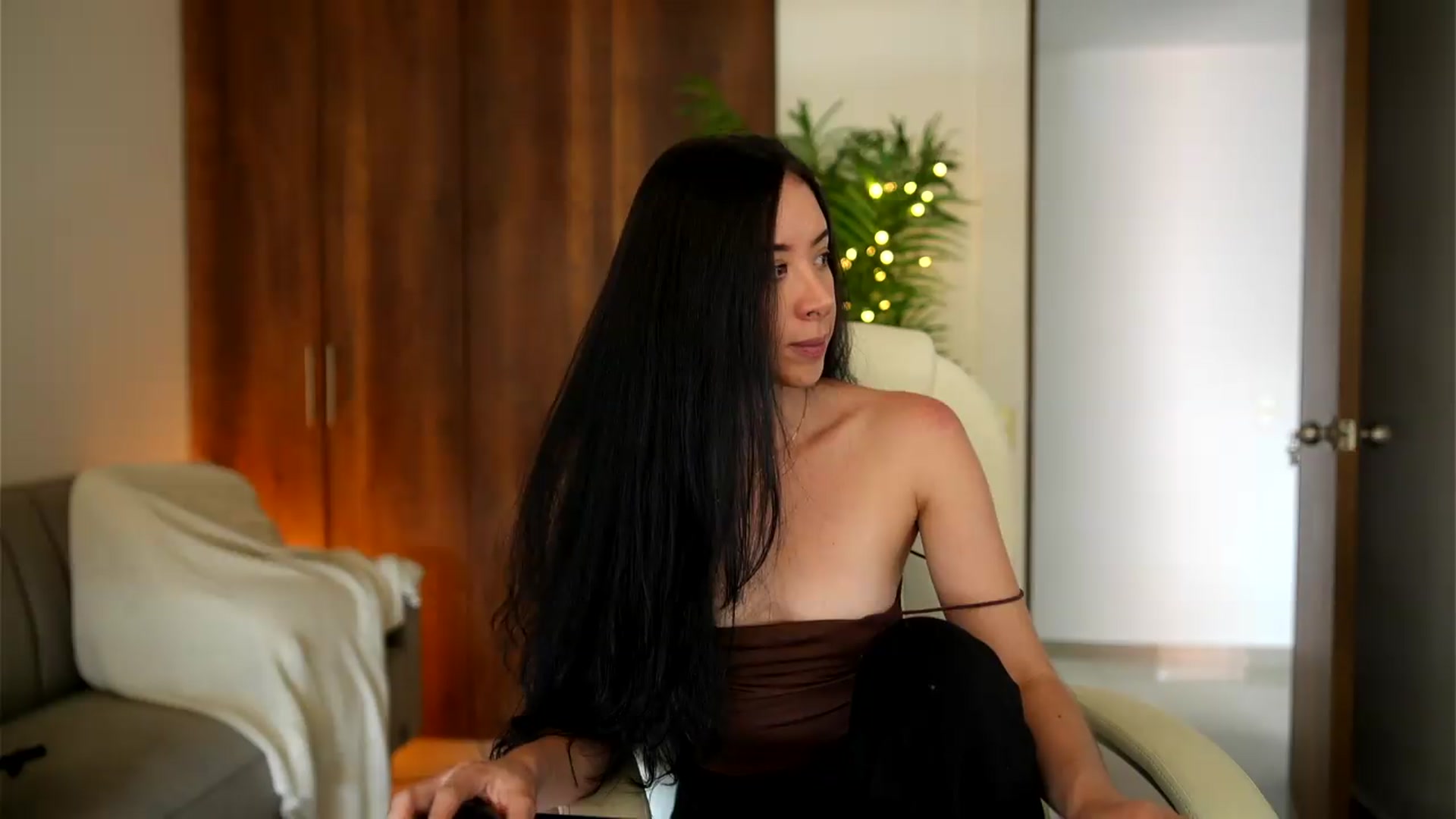 Gallery image thumbnail from DaniiG_'s myfreecams stream on, 06/29/2026, 20:51 image 15 of 20