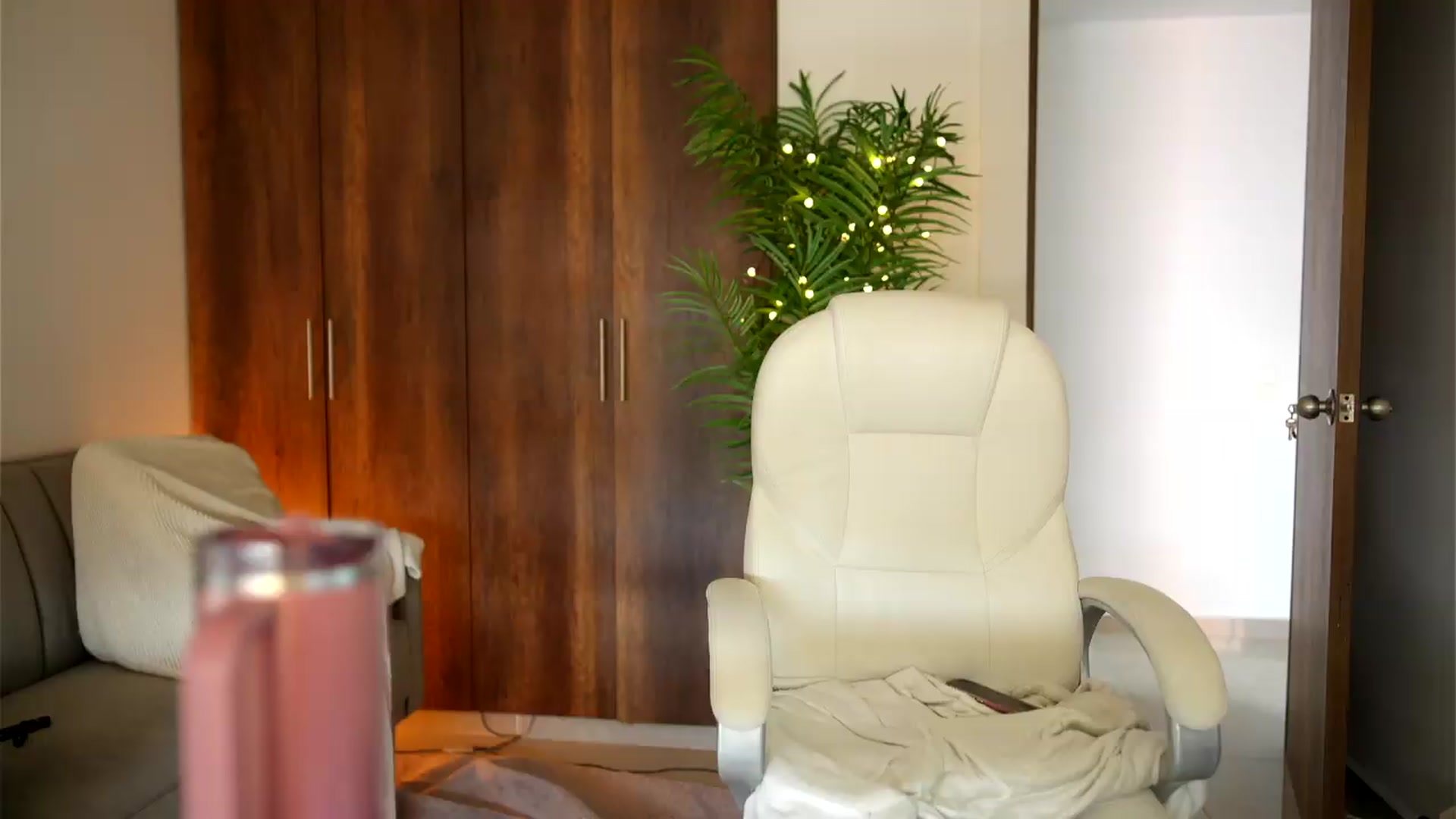 Gallery image thumbnail from DaniiG_'s myfreecams stream on, 06/29/2026, 20:51 image 11 of 20