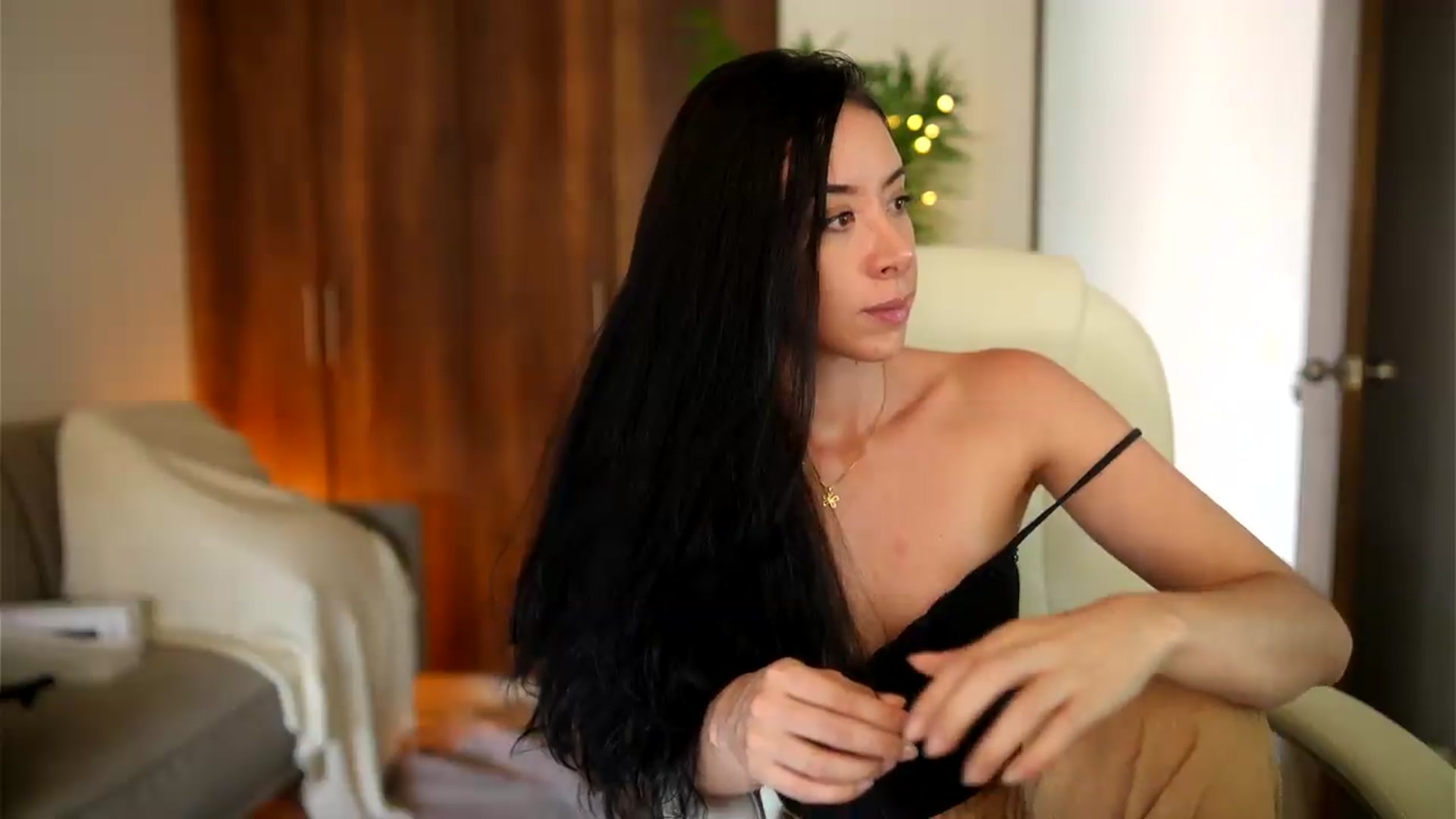 Gallery image thumbnail from DaniiG_'s myfreecams stream on, 07/01/2026, 21:13 image 2 of 20