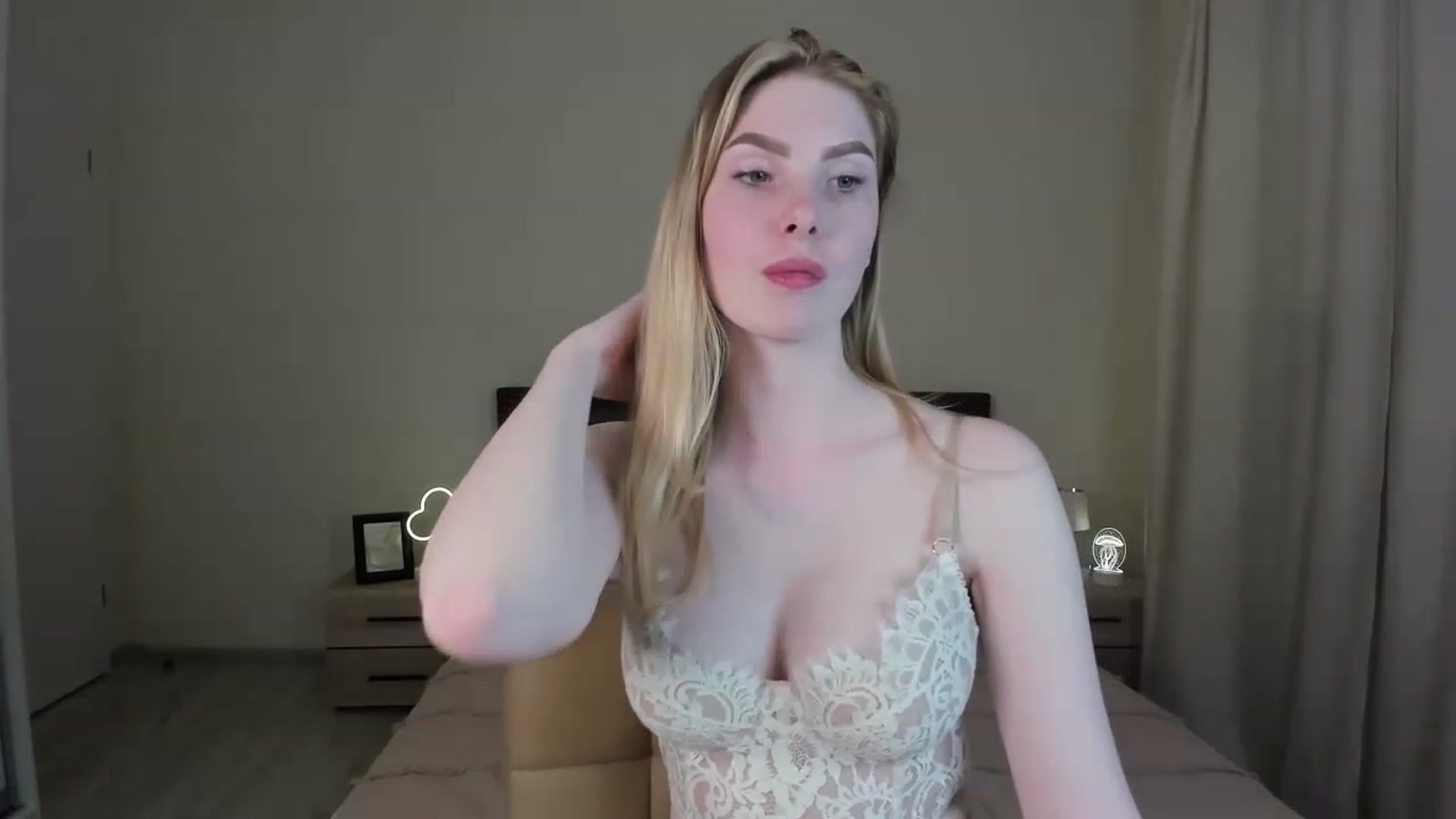 Gallery image thumbnail from DannaCelis's myfreecams stream on, 05/20/2023, 20:54 image 6 of 20