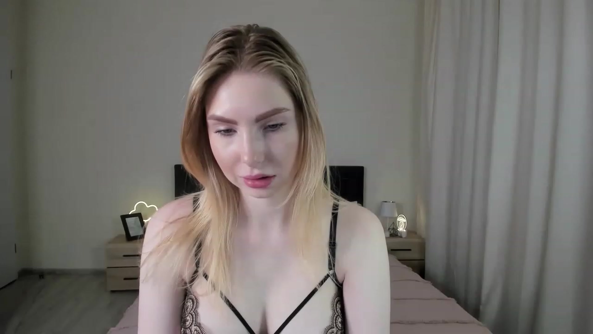 Gallery image thumbnail from DannaCelis's myfreecams stream on, 06/03/2023, 19:07 image 10 of 20