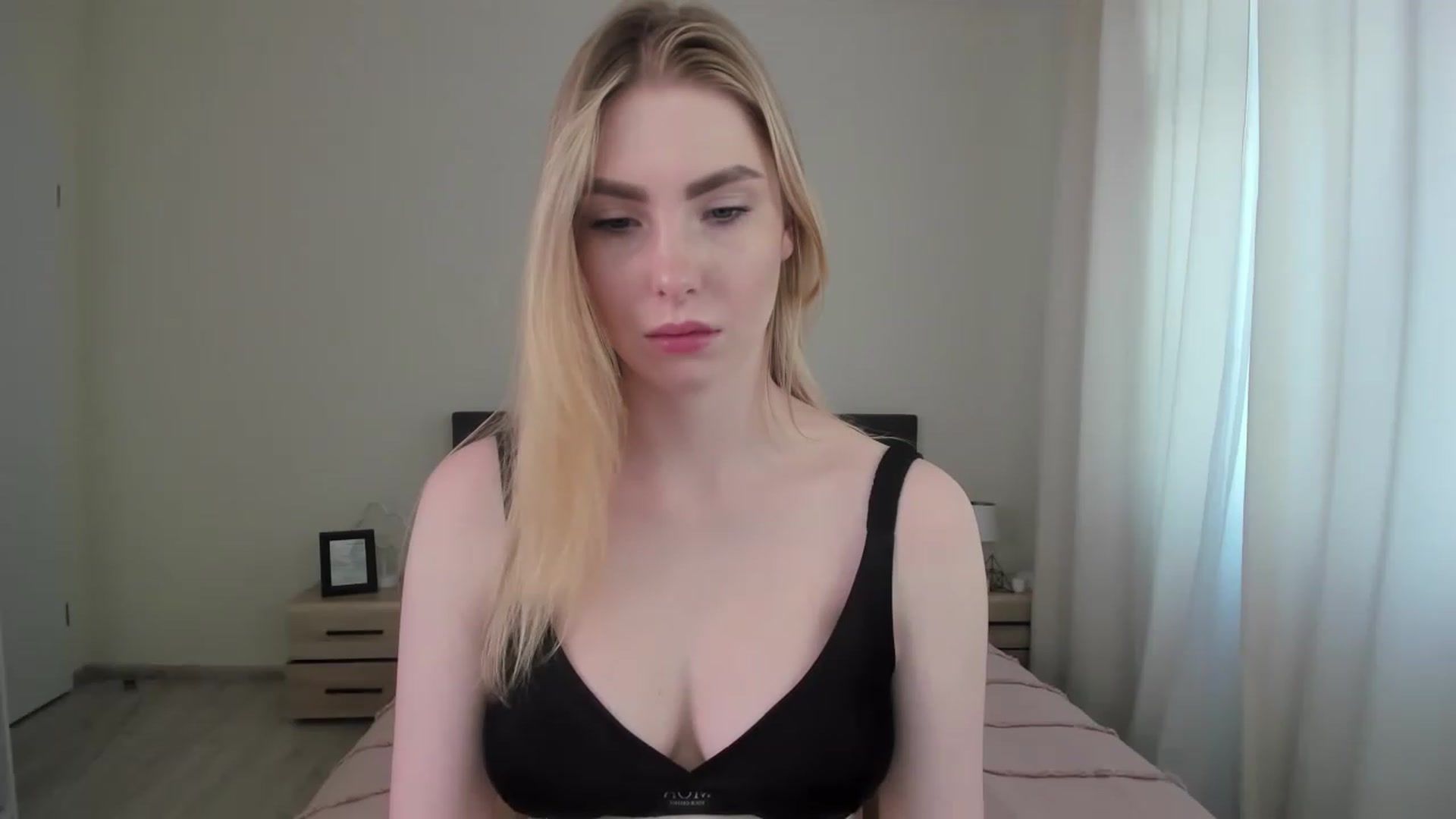 Gallery image thumbnail from DannaCelis's myfreecams stream on, 06/09/2023, 08:42 image 19 of 20